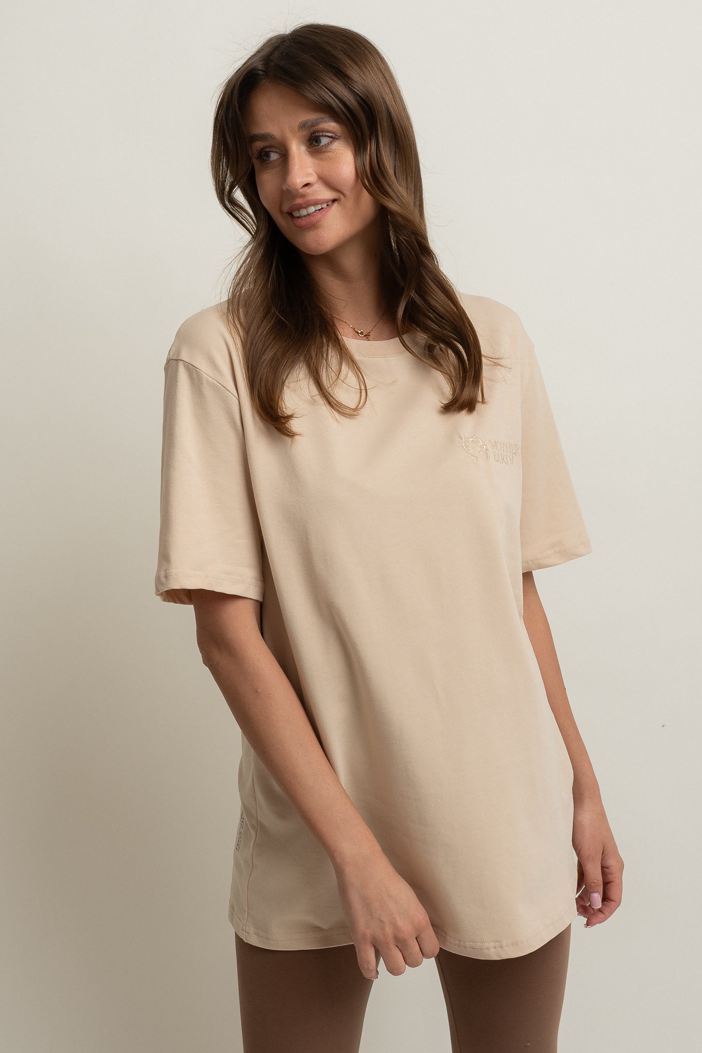 T-SHIRT OVERSIZE BEŻOWY- HURON