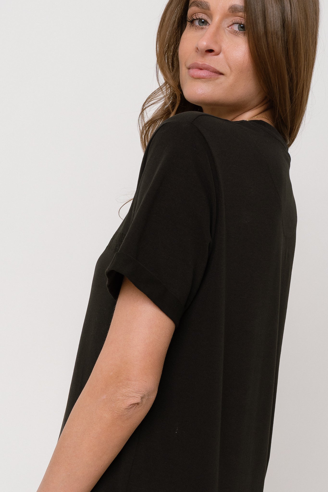 T-SHIRT DAMSKI CZARNY- MORAINE