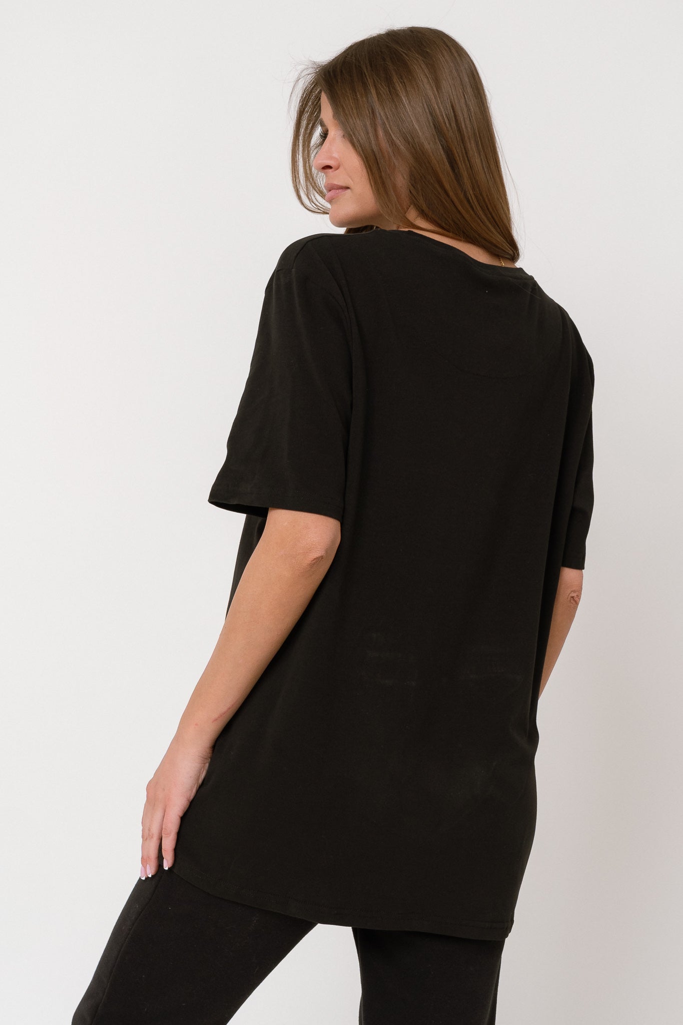 T-SHIRT OVERSIZE CZARNY- HURON
