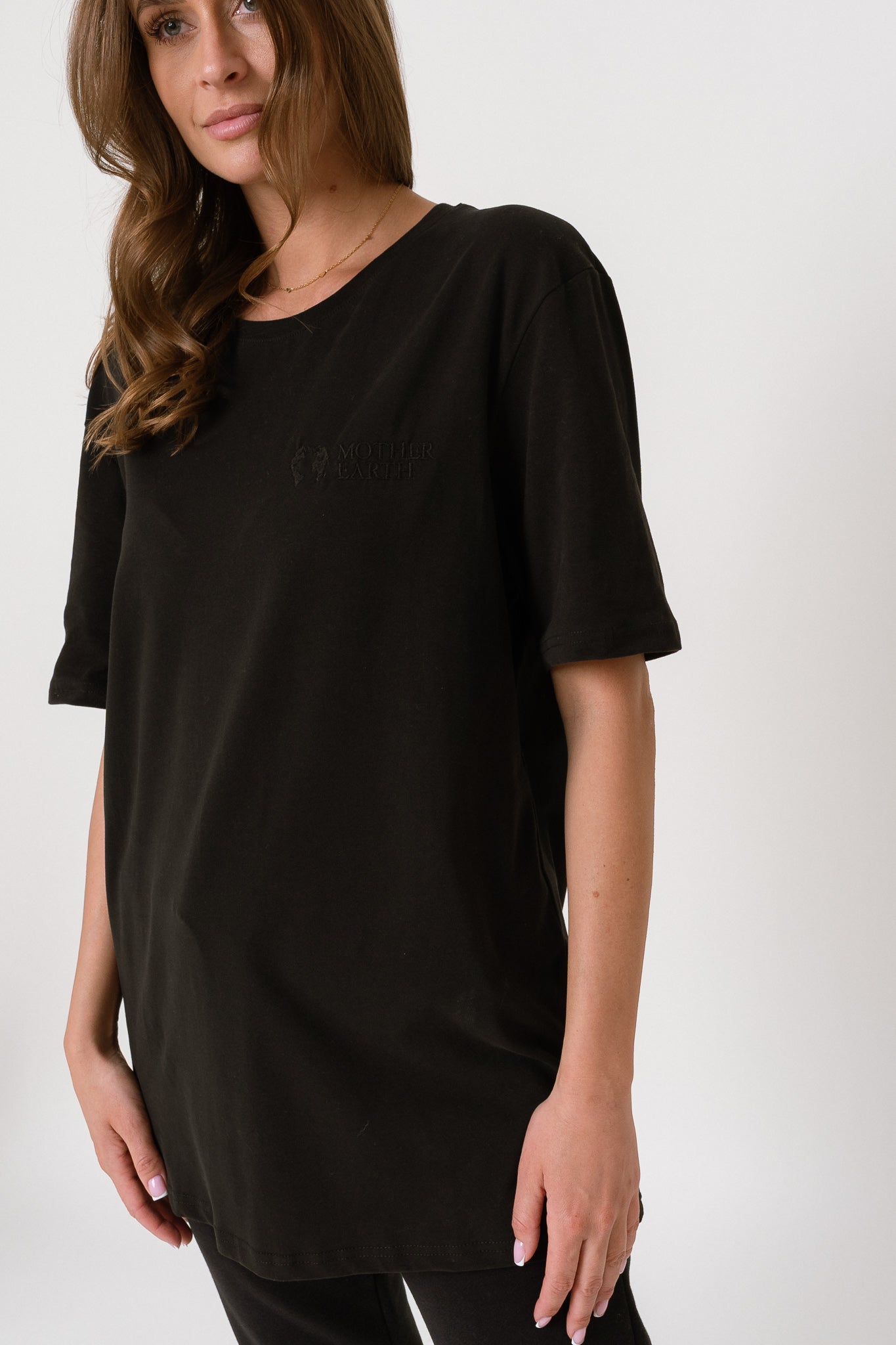 T-SHIRT OVERSIZE CZARNY- HURON