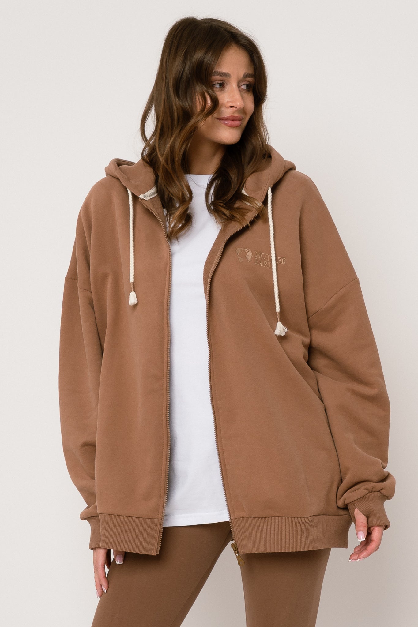 BLUZA Z KAPTUREM ROZPINANA BRĄZOWA - NIKO