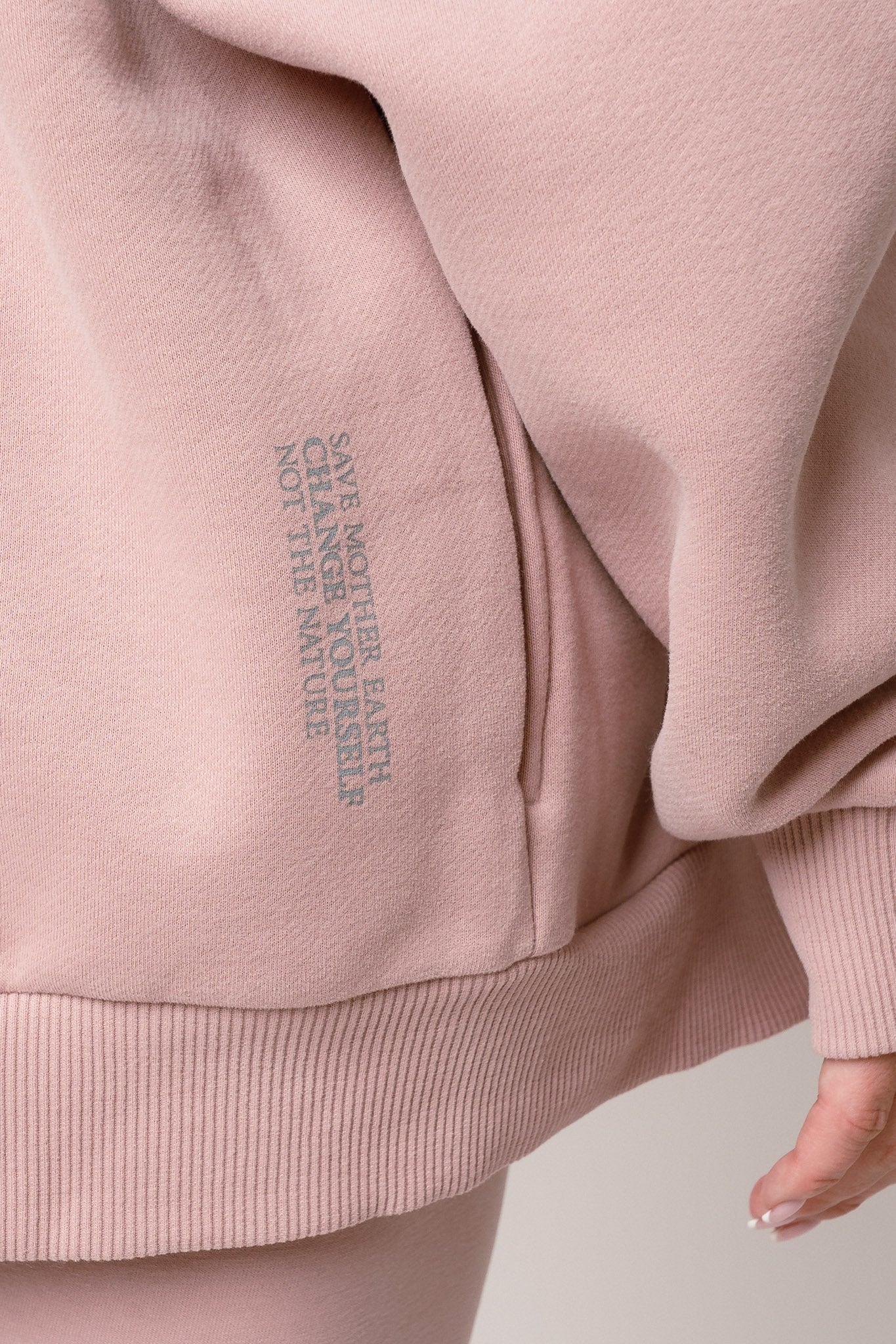 BLUZA Z KAPTUREM ROZPINANA 2nd DROP JASNORÓŻOWA - NIKO