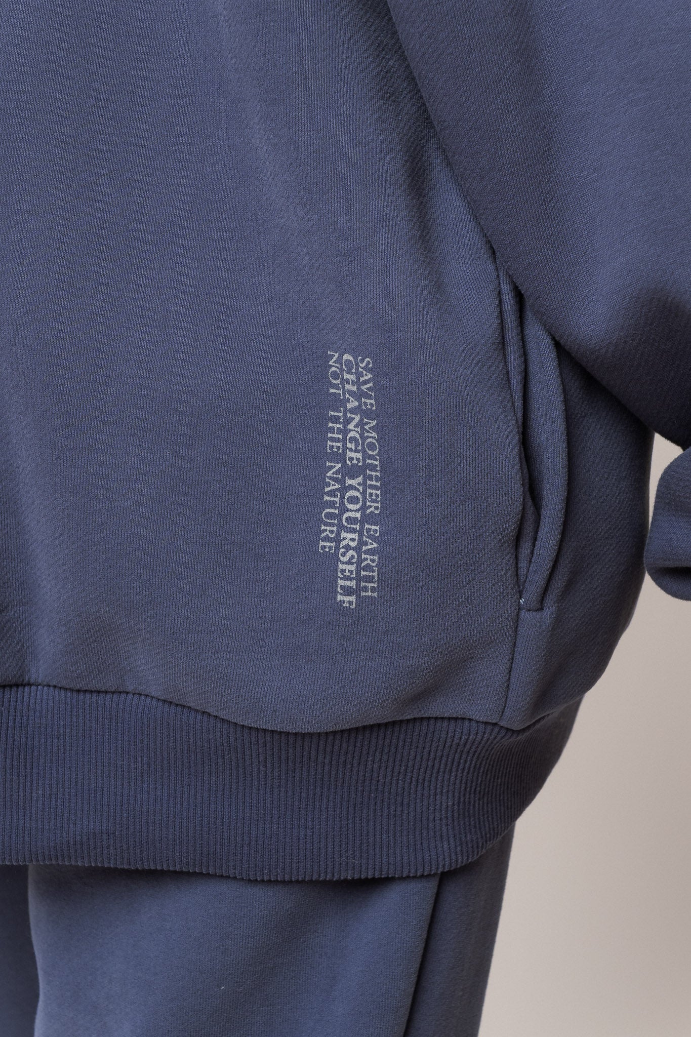 BLUZA Z KAPTUREM ROZPINANA GRANATOWA - NIKO