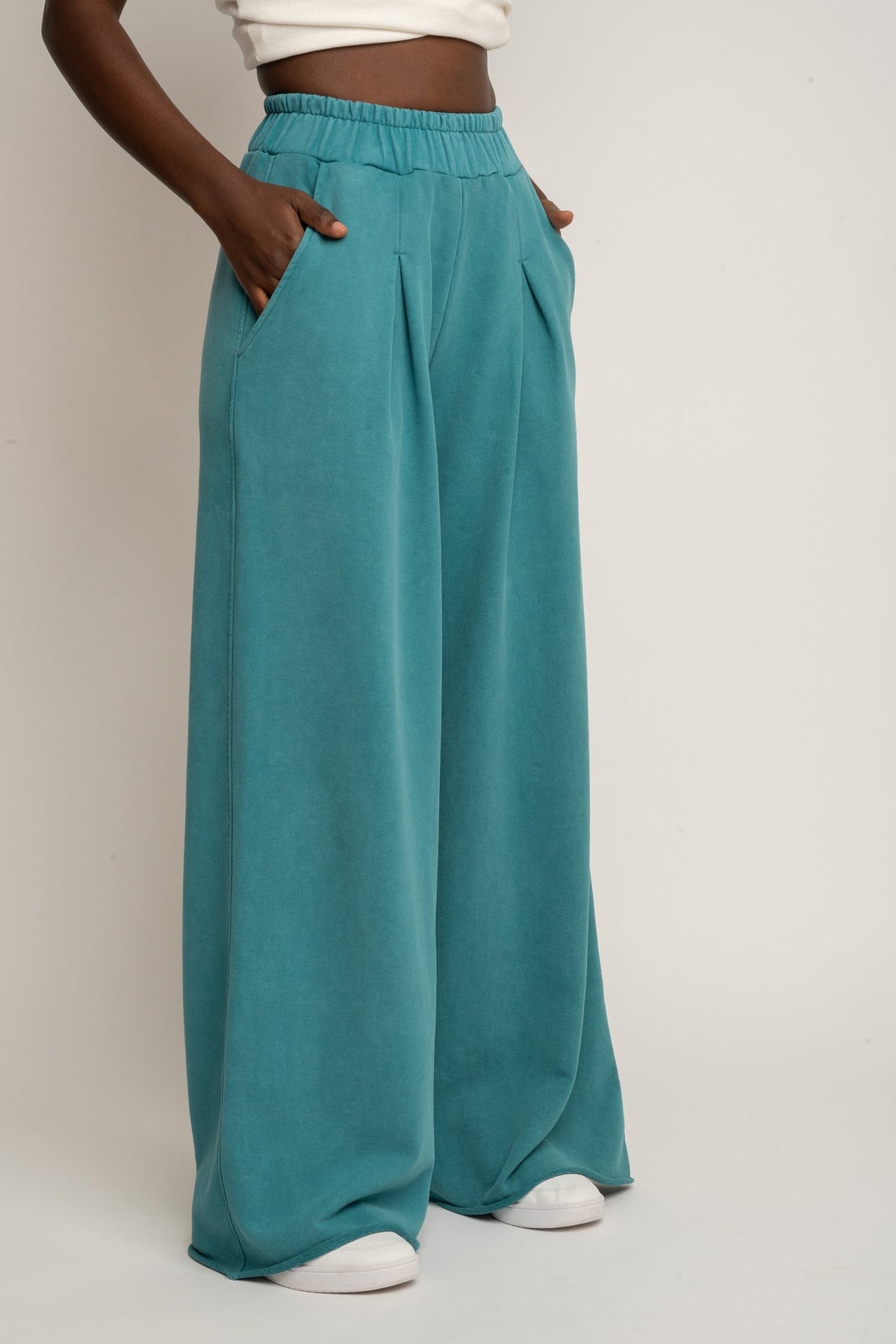 WIDE LEG WASHED TURQUOISE SWEATPANTS - ESBJERG