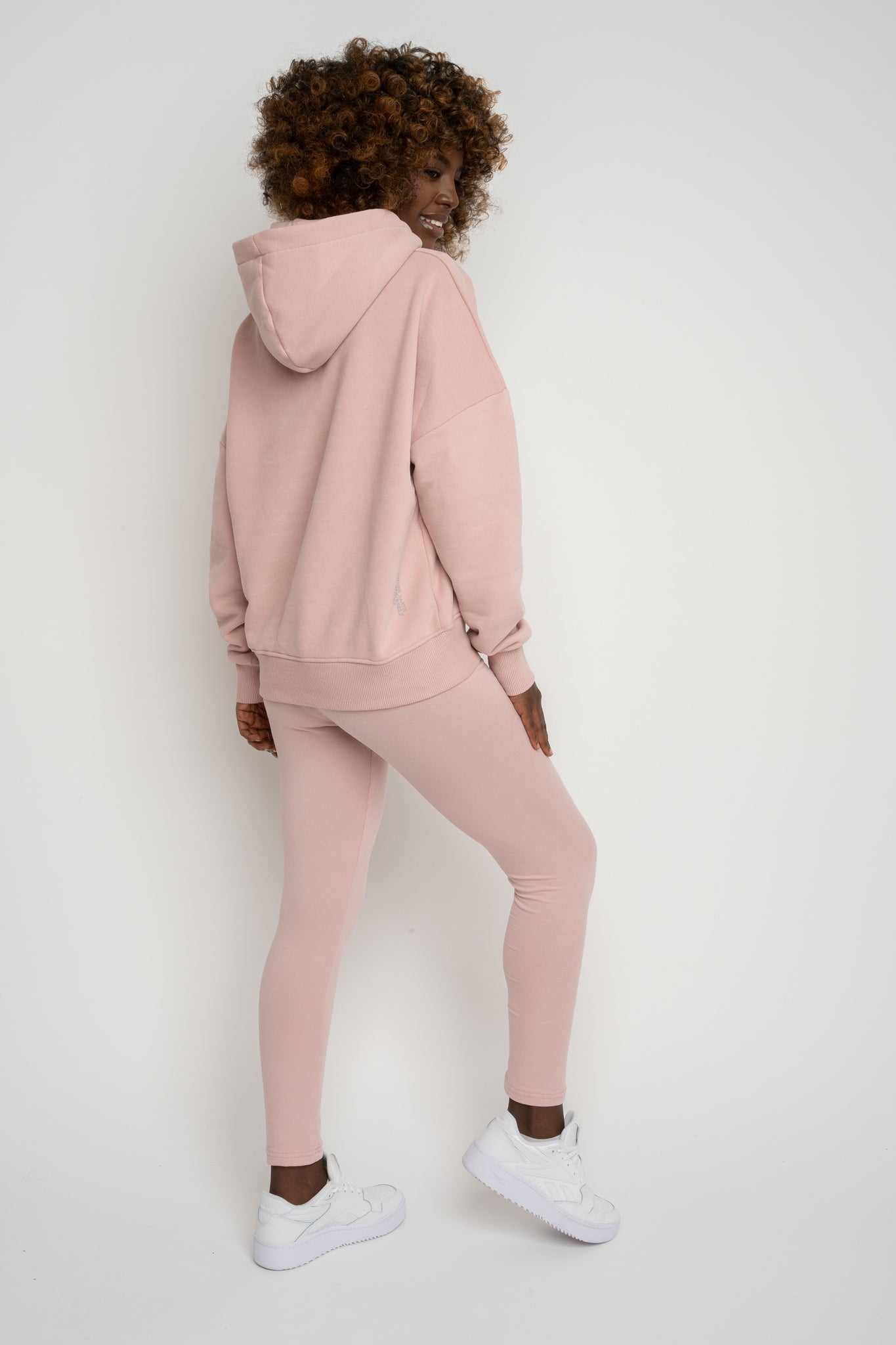 BLUZA Z KAPTUREM JASNORÓŻOWA - MURIA