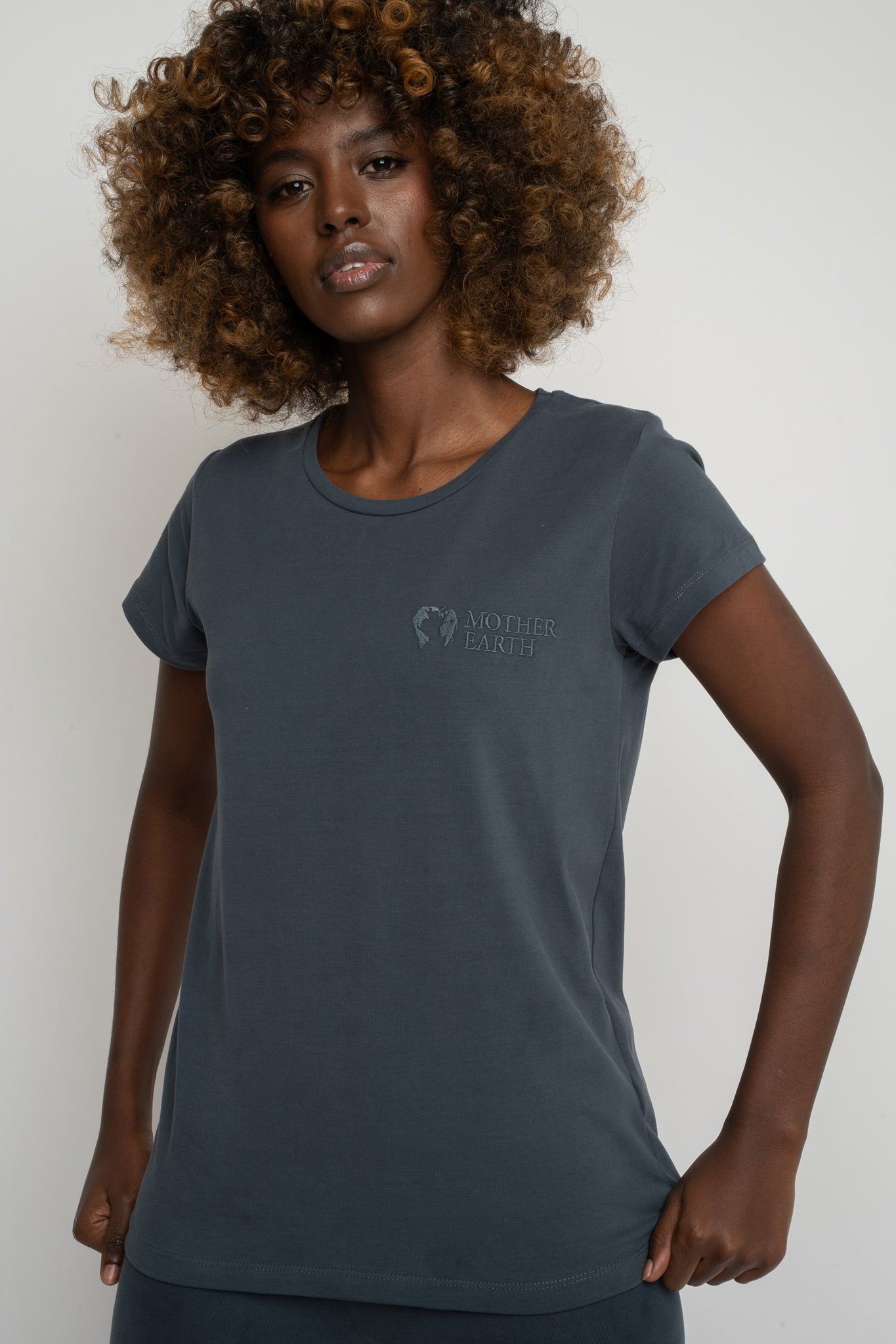 T-SHIRT DAMSKI GRAFITOWY - PETIT