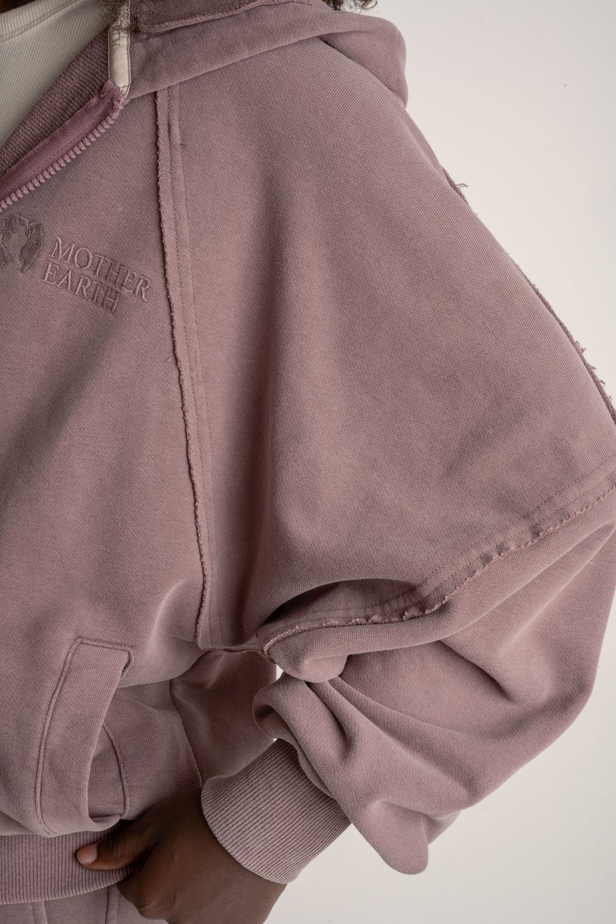 ROZPINANA BLUZA Z KAPTUREM Z EFEKTEM WASHED WRZOSOWA - NARVIK
