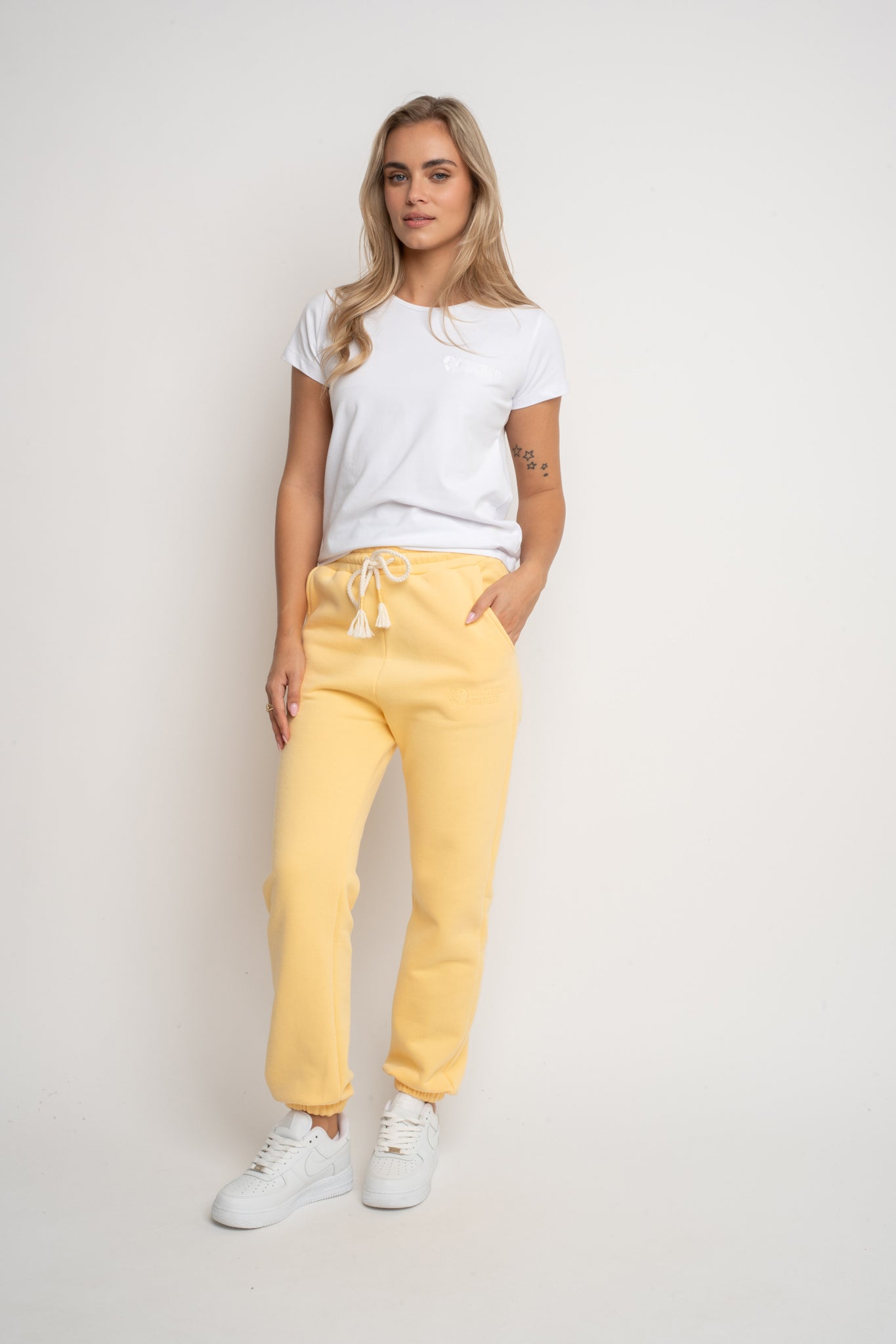 SPODNIE DRESOWE REGULAR FIT ŻÓŁTE - MILOS