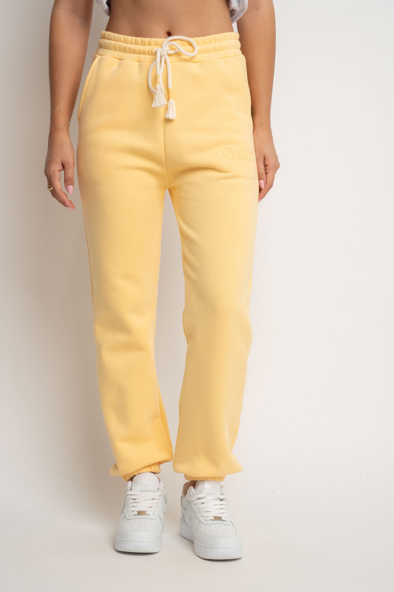 SPODNIE DRESOWE REGULAR FIT ŻÓŁTE - MILOS