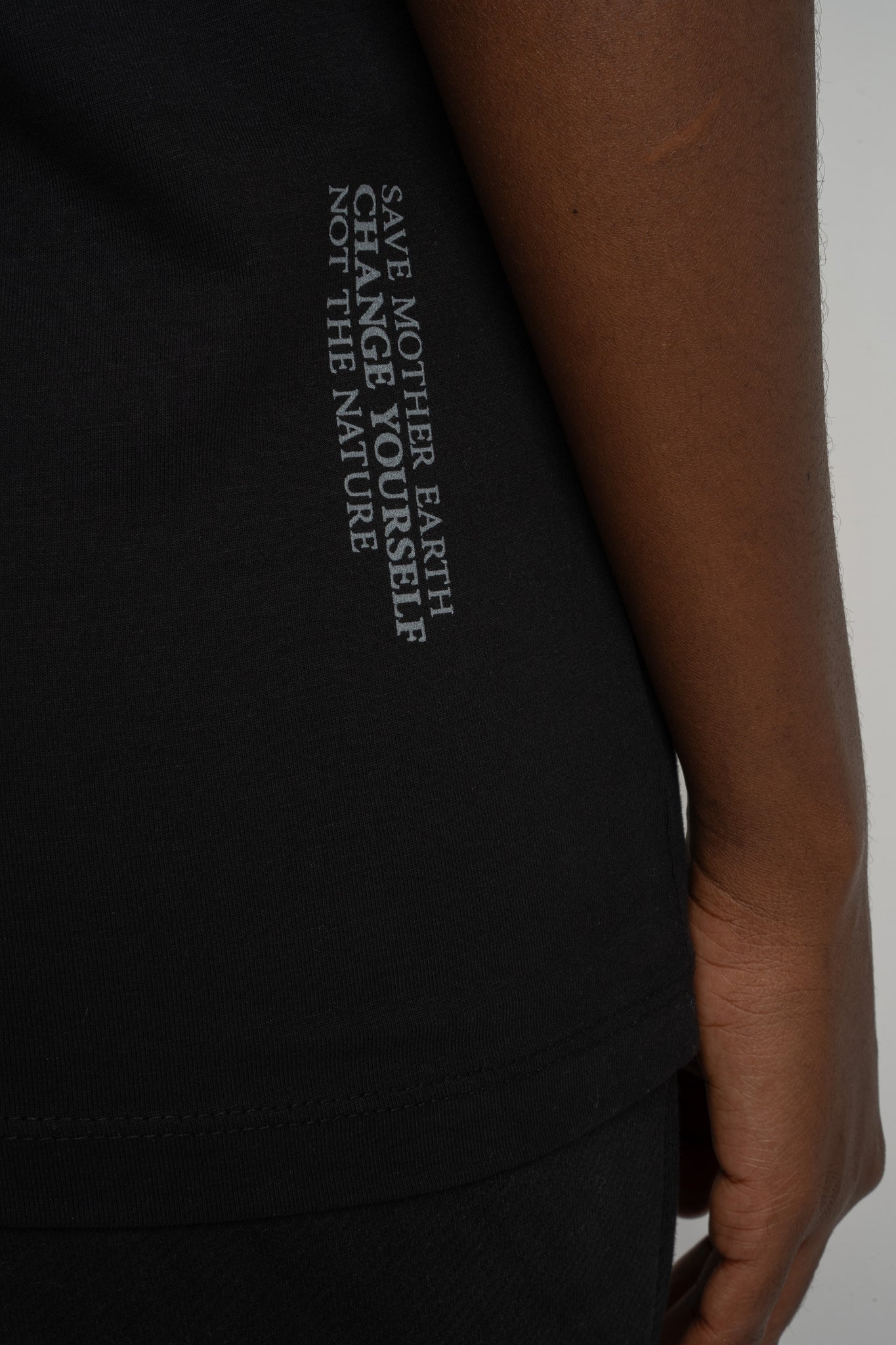 T-SHIRT DAMSKI CZARNY - PETIT