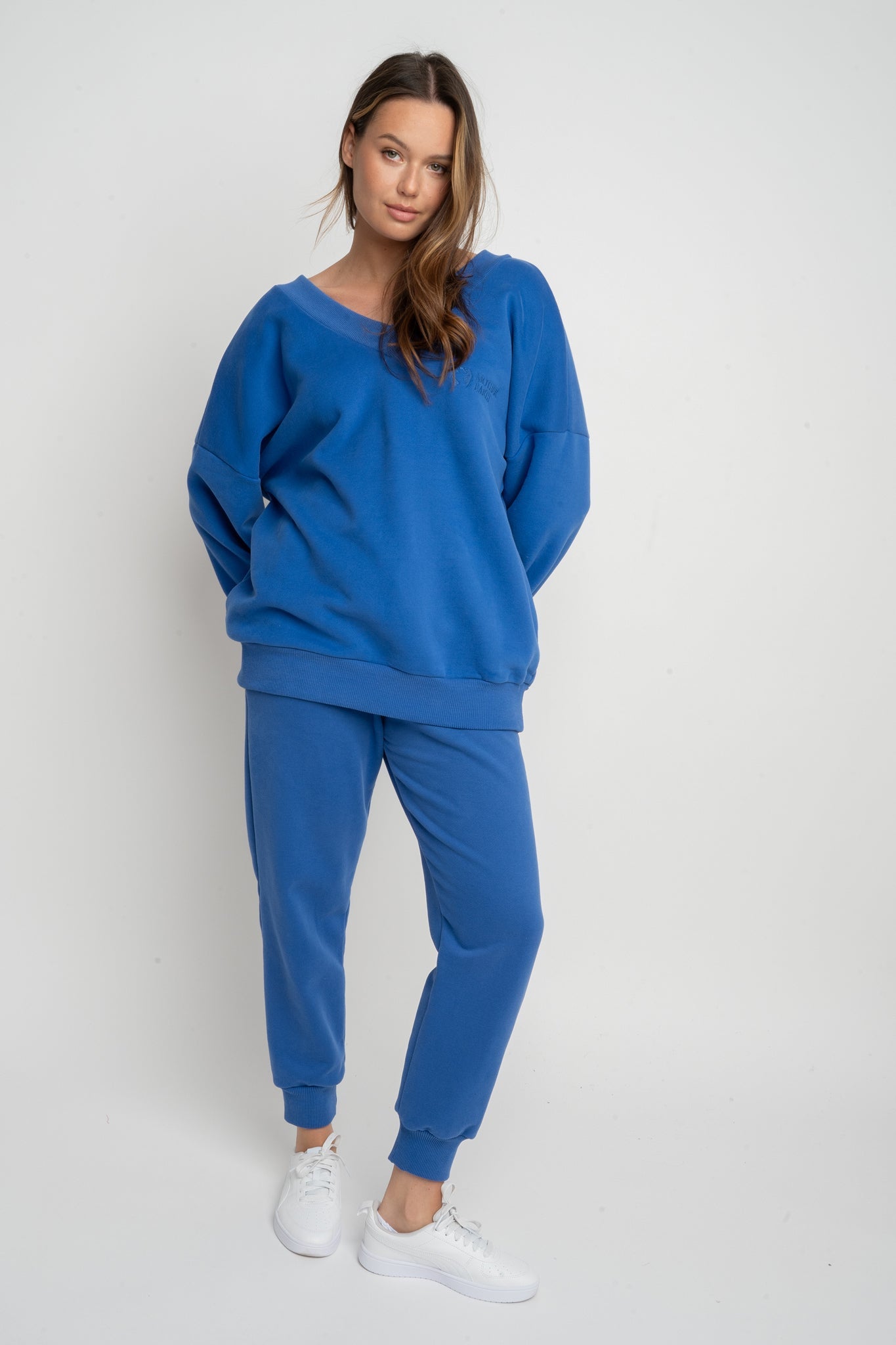 BLUZA Z DEKOLTEM OVERSIZE CHABROWA - BISCOE