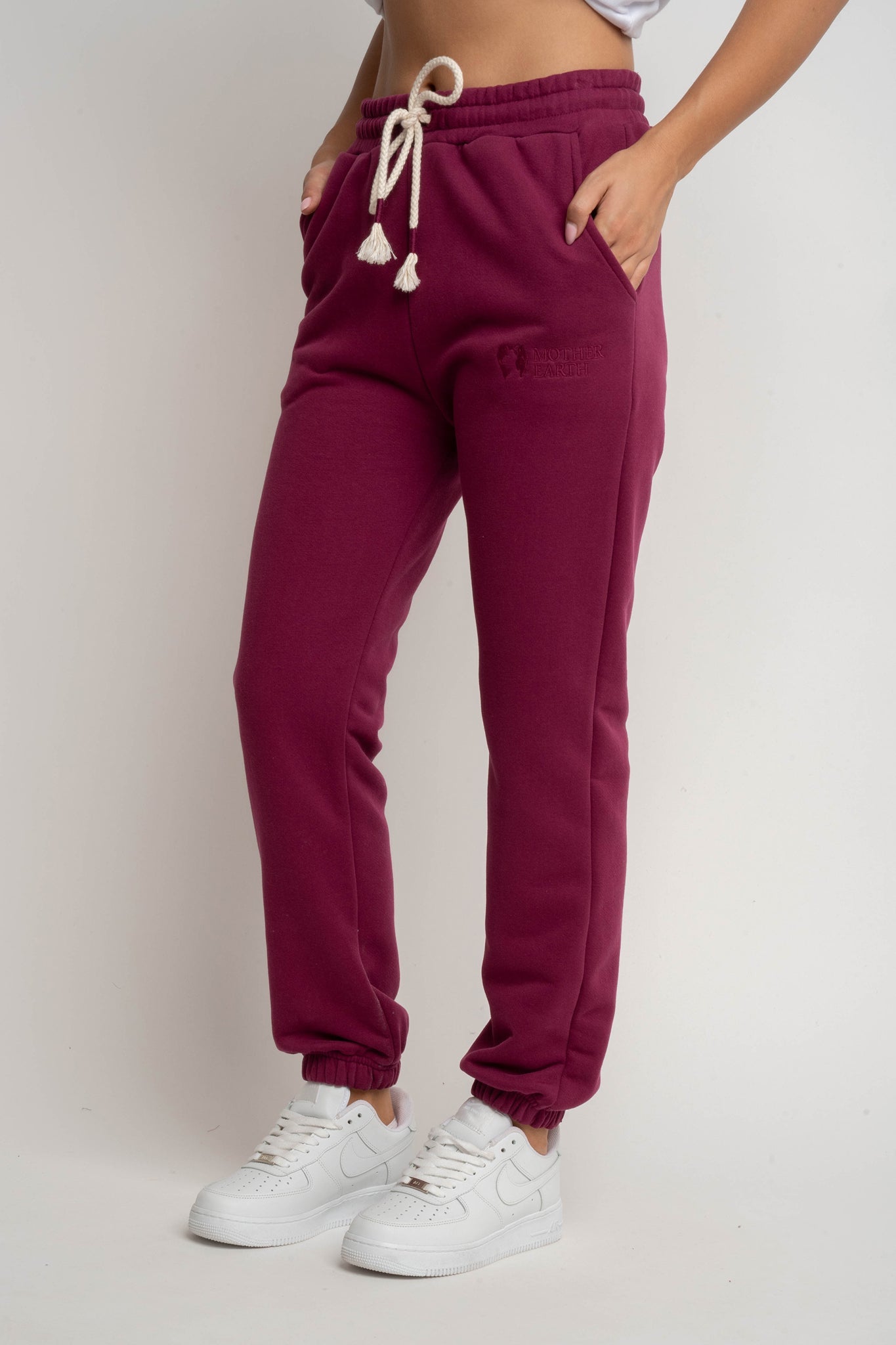 SPODNIE DRESOWE REGULAR FIT BURGUNDOWE - MILOS