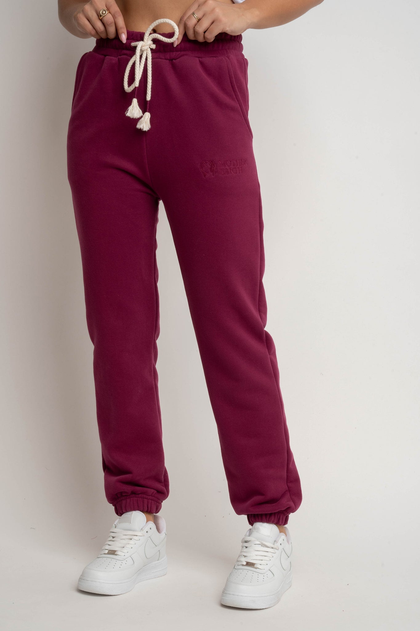 SPODNIE DRESOWE REGULAR FIT BURGUNDOWE - MILOS