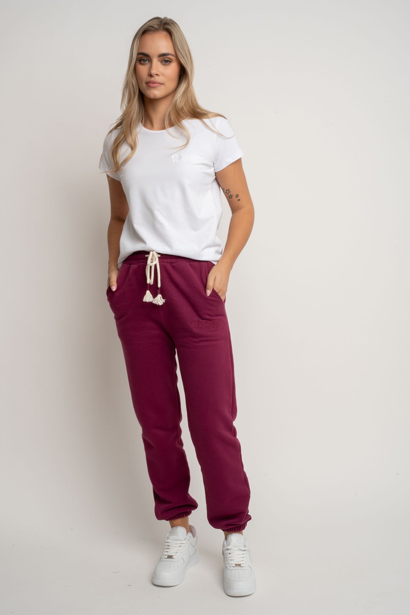 SPODNIE DRESOWE REGULAR FIT BURGUNDOWE - MILOS