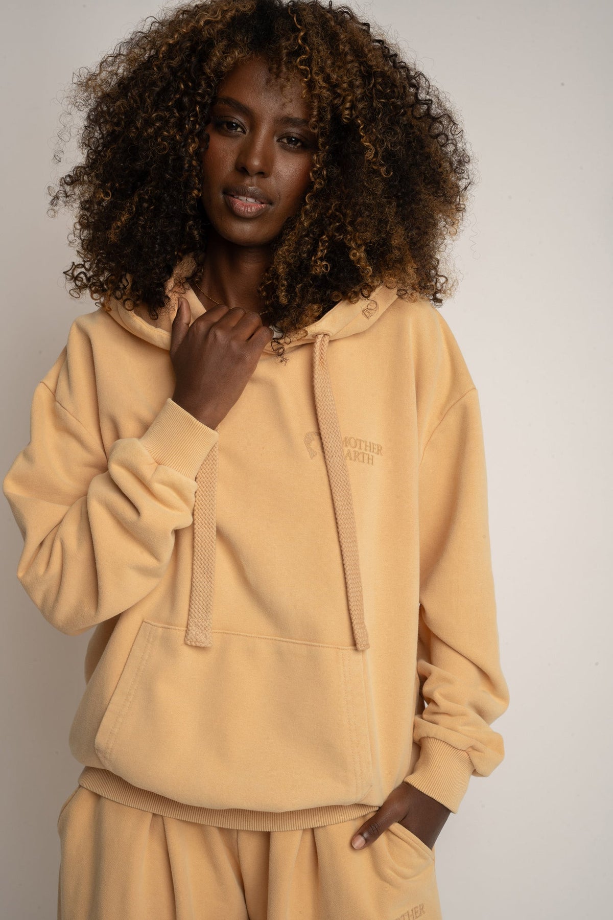 WASHED HOODIE - MUSTARD - LAPLAND