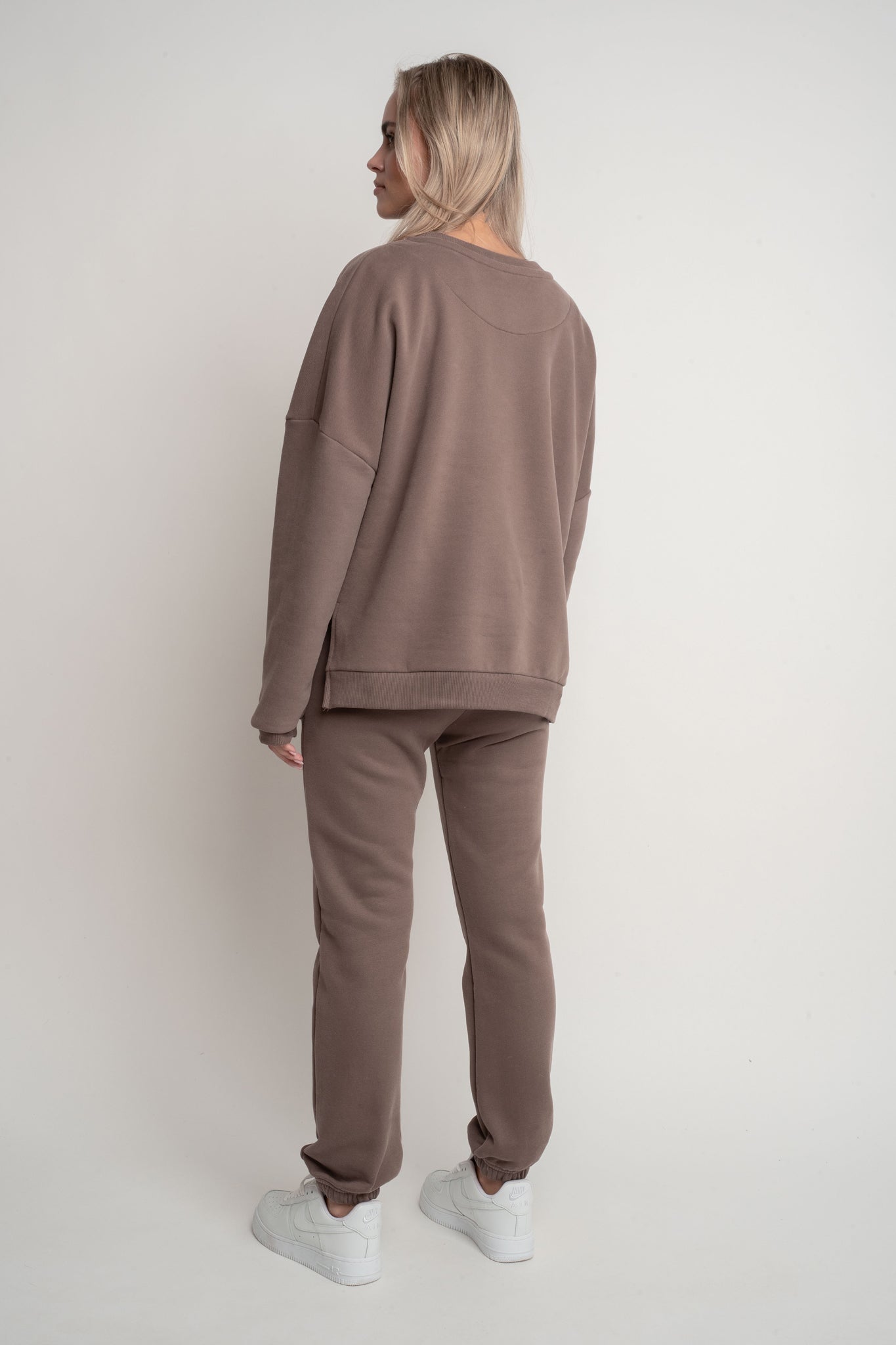 SPODNIE DRESOWE REGULAR FIT CAPPUCCINO - MILOS