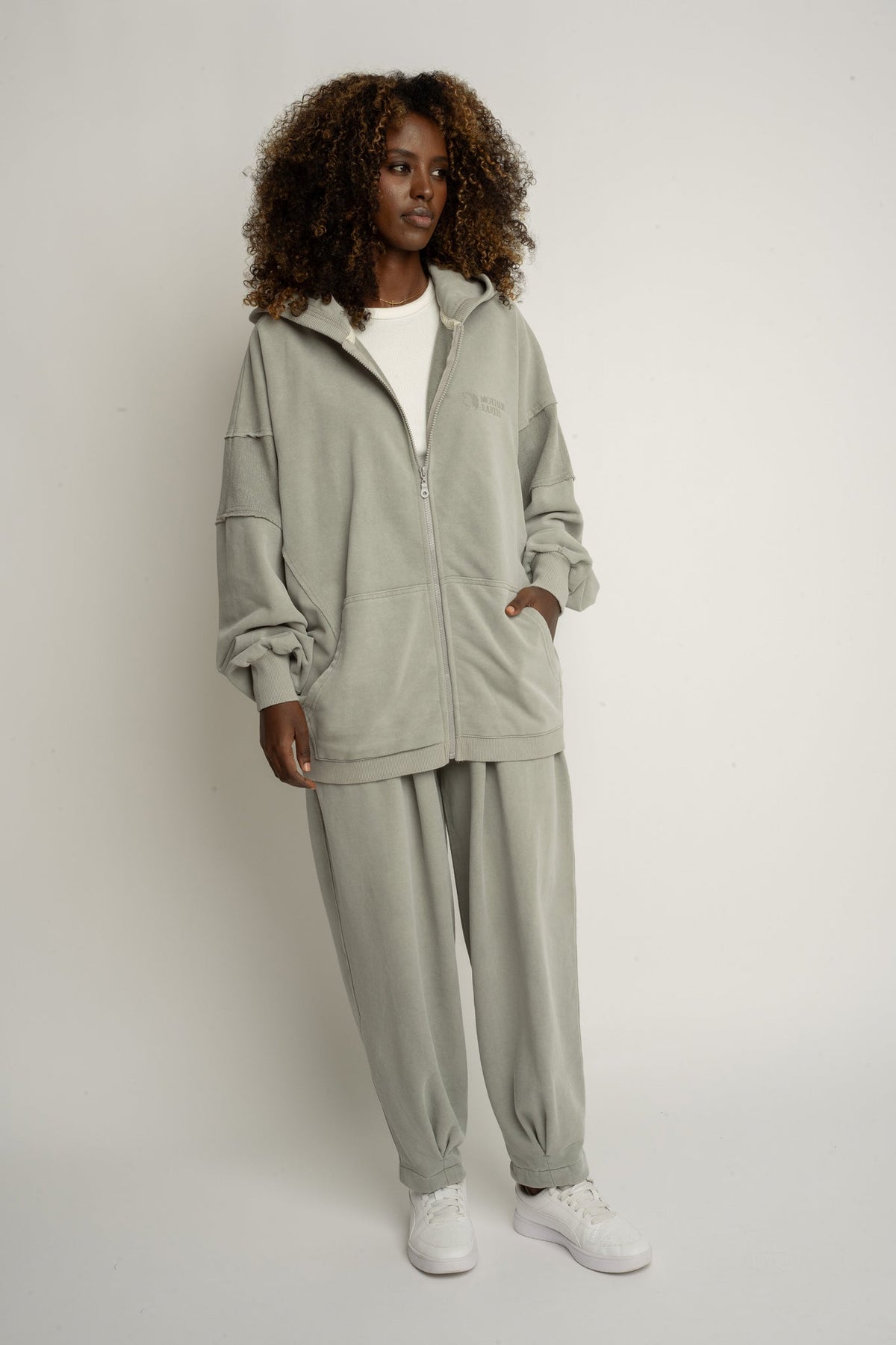 OVERSIZED HOODIE WITH WASHED EFFECT OLIVE - TRONDHEIM