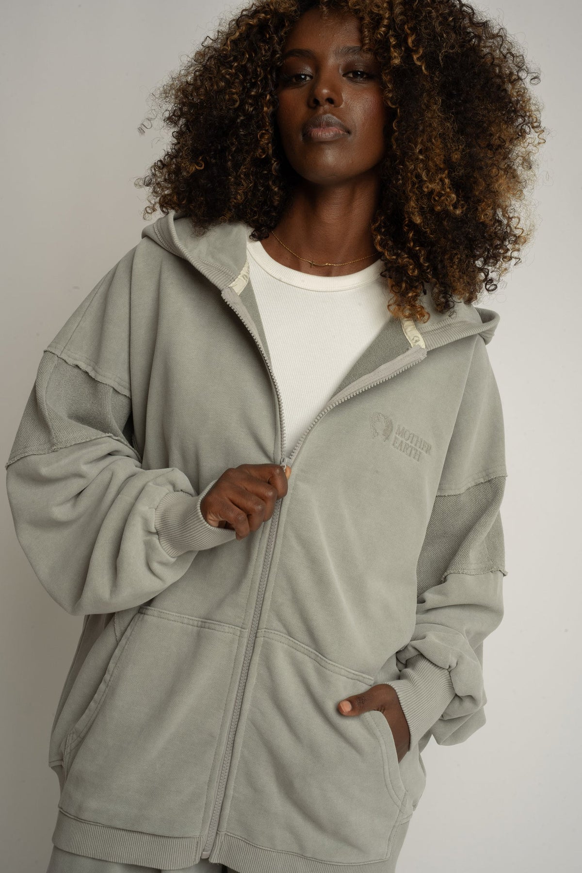 OVERSIZED HOODIE WITH WASHED EFFECT OLIVE - TRONDHEIM