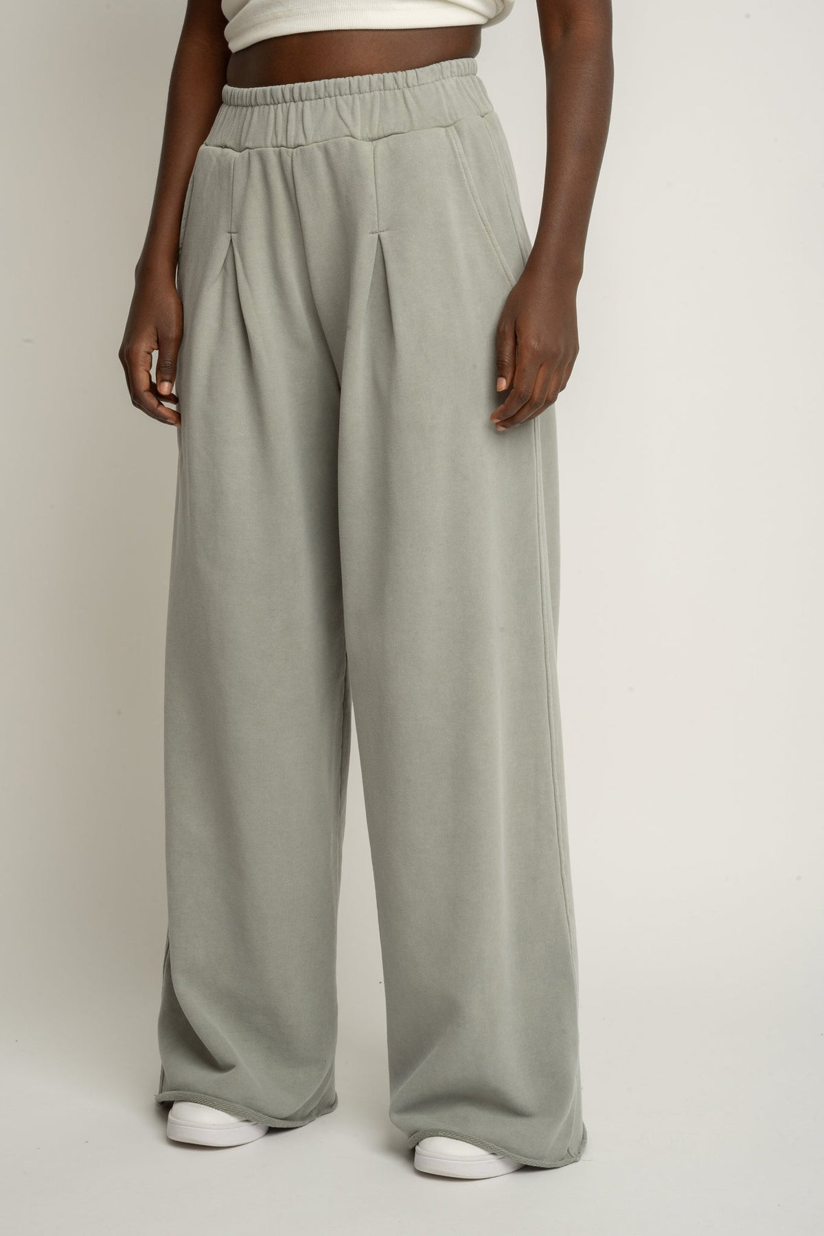 WIDE LEG WASHED JOGGERS OLIVE - ESBJERG