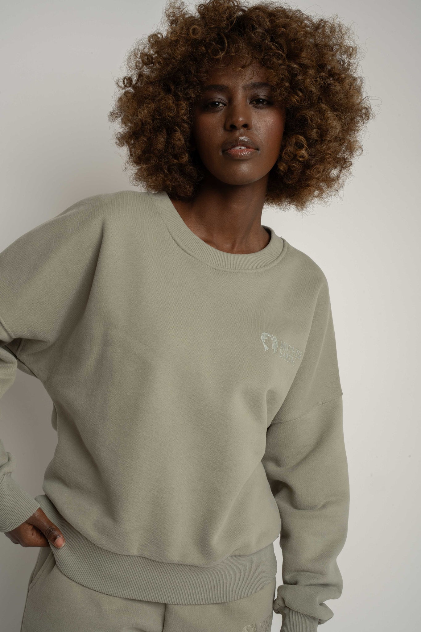 BLUZA TYPU CREWNECK OLIWKOWA - OZARK