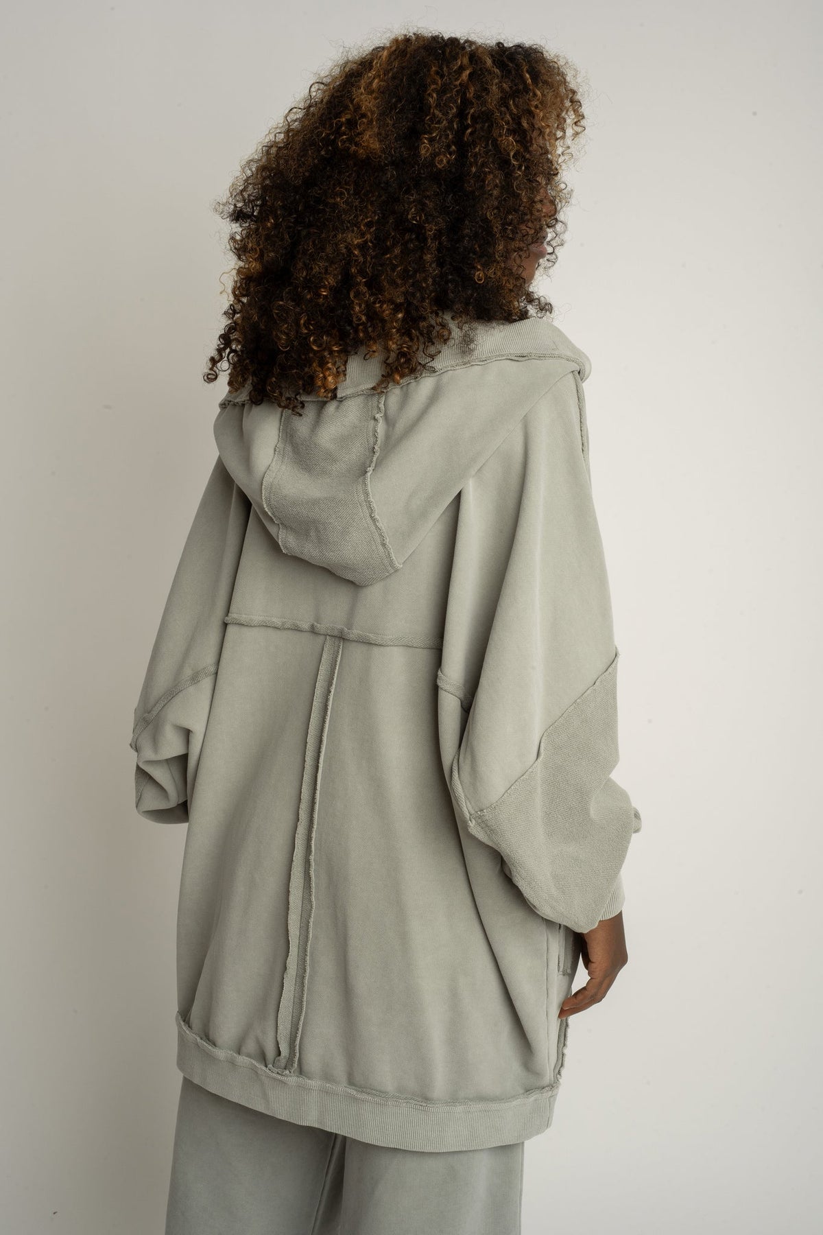 WASHED-EFFECT SWEATSHIRT OLIVE - LUND