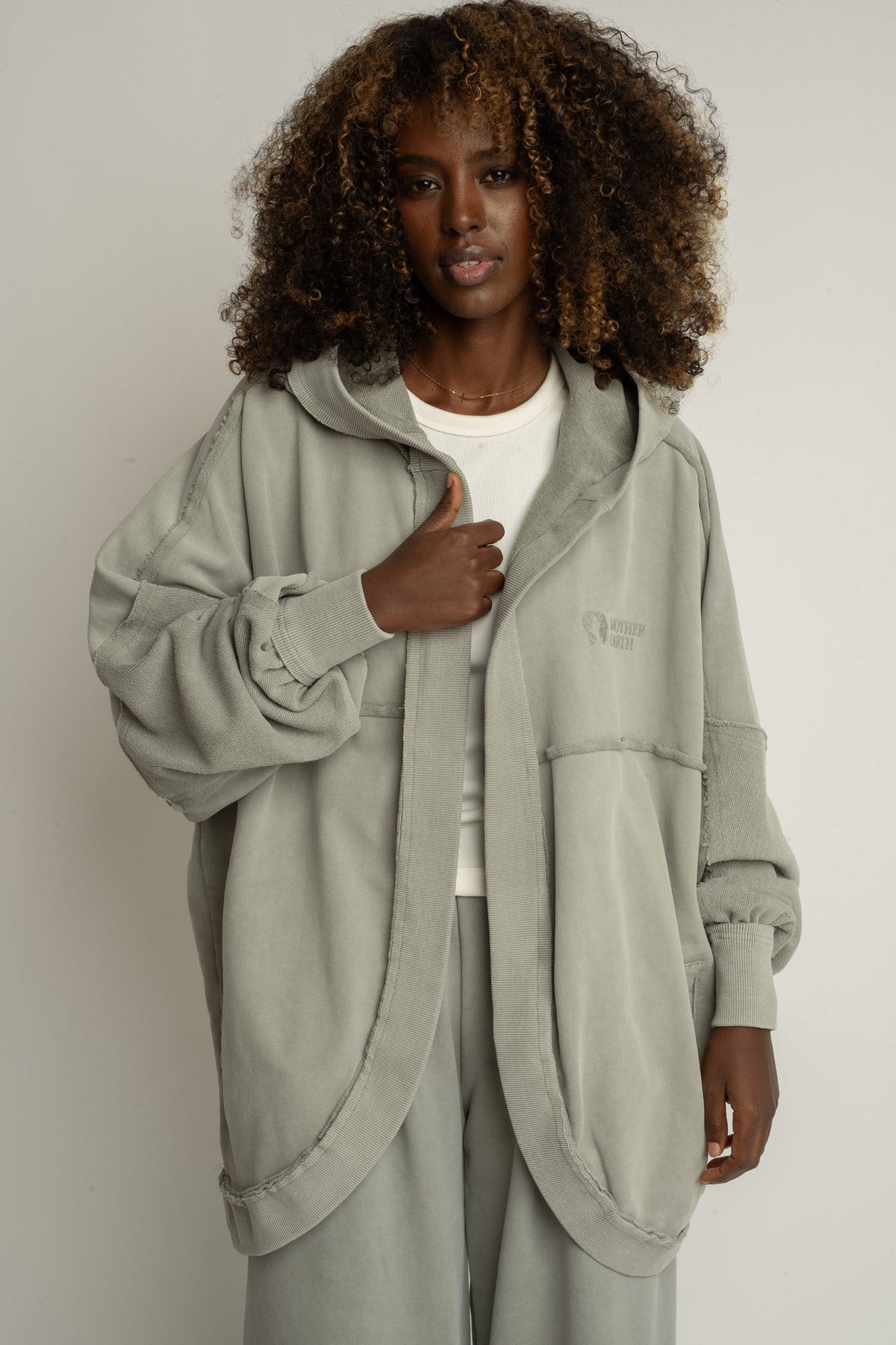 WASHED-EFFECT SWEATSHIRT OLIVE - LUND
