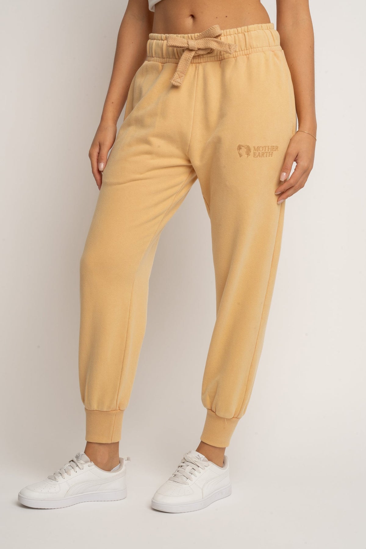 SPODNIE DRESOWE TYPU JOGGER Z EFEKTEM WASHED MUSZTARDOWE - ODENSE