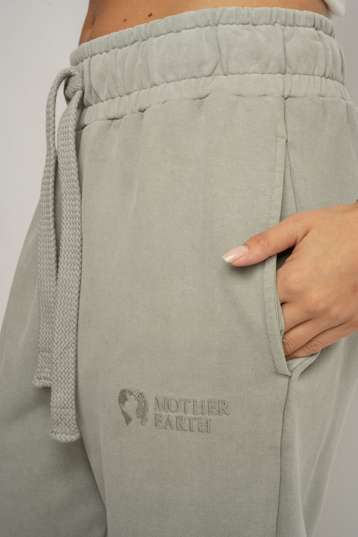 ODENSE - OLIVE WASHED JOGGERS