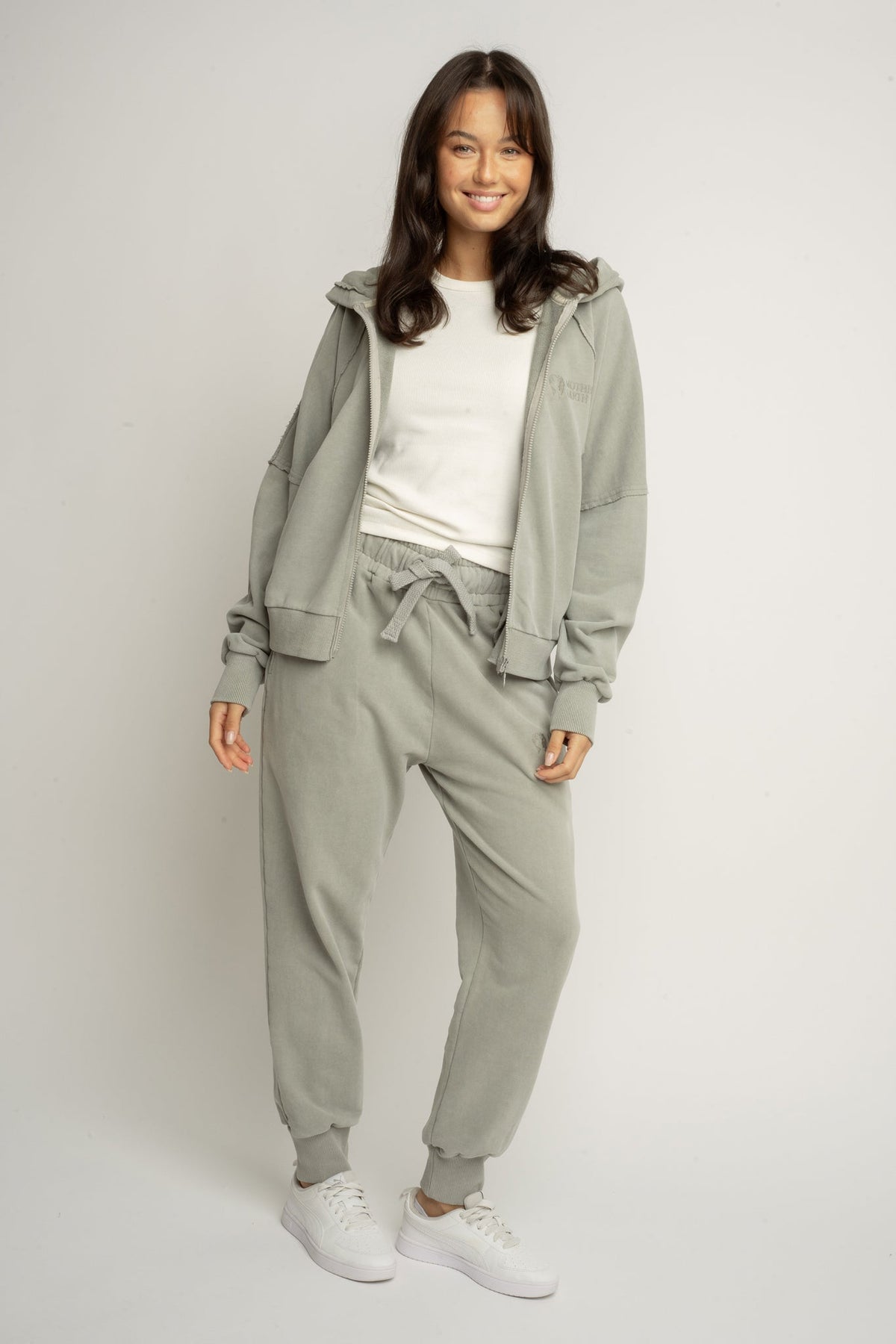 ODENSE - OLIVE WASHED JOGGERS