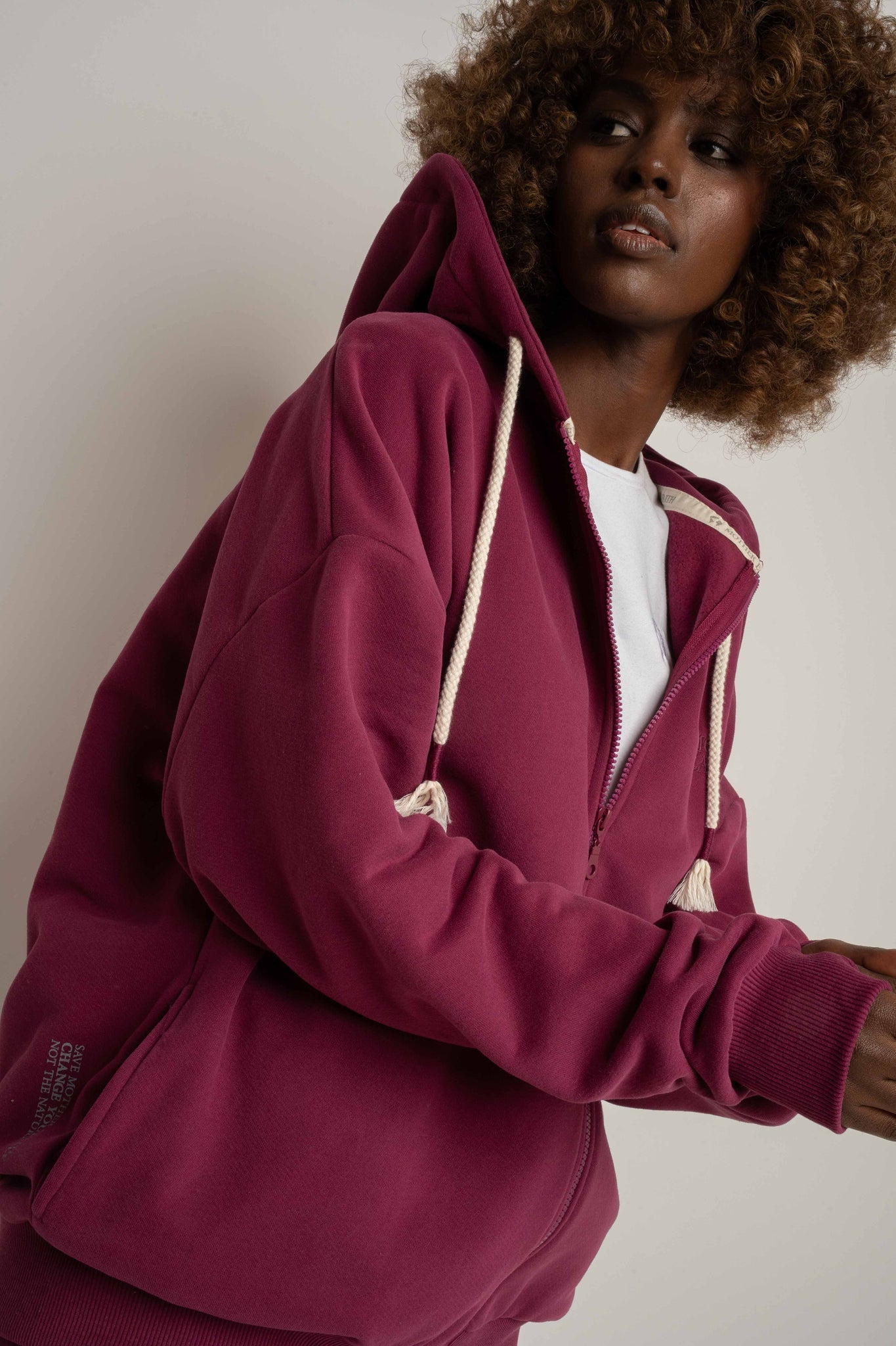 BLUZA Z KAPTUREM ROZPINANA BURGUNDOWA - NIKO