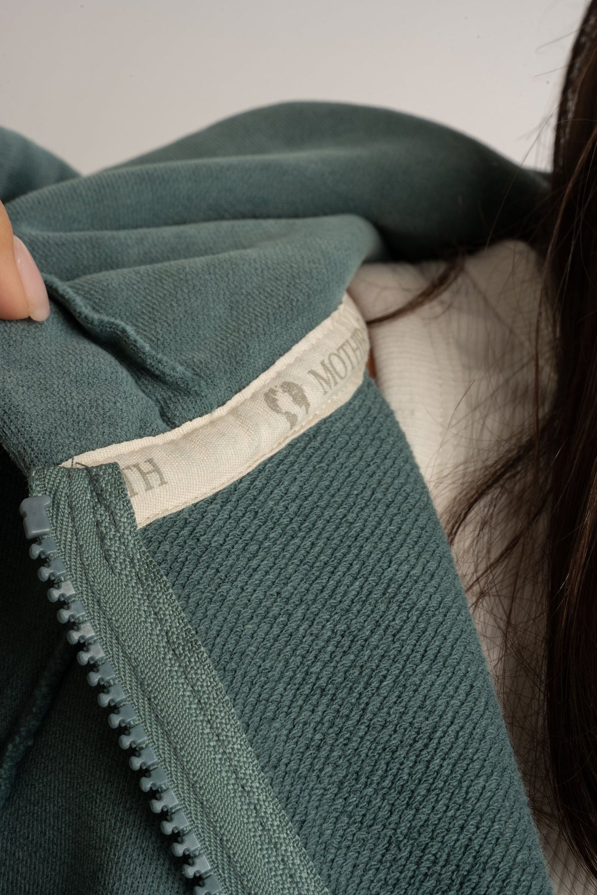 WASHED-EFFECT ZIP-UP HOODIE GREEN - NARVIK