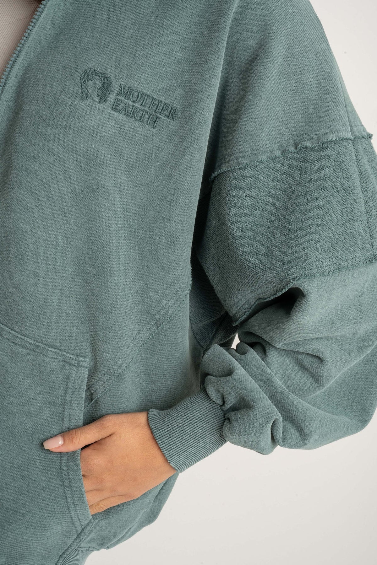 OVERSIZED WASHED HOODIE IN GREEN - TRONDHEIM
