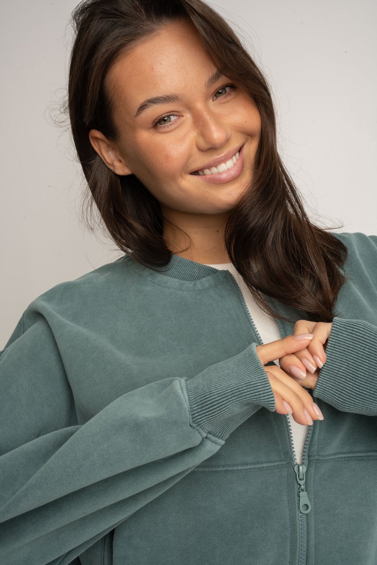 GREEN WASHED EFFECT BASEBALL SWEATSHIRT - ALESUND