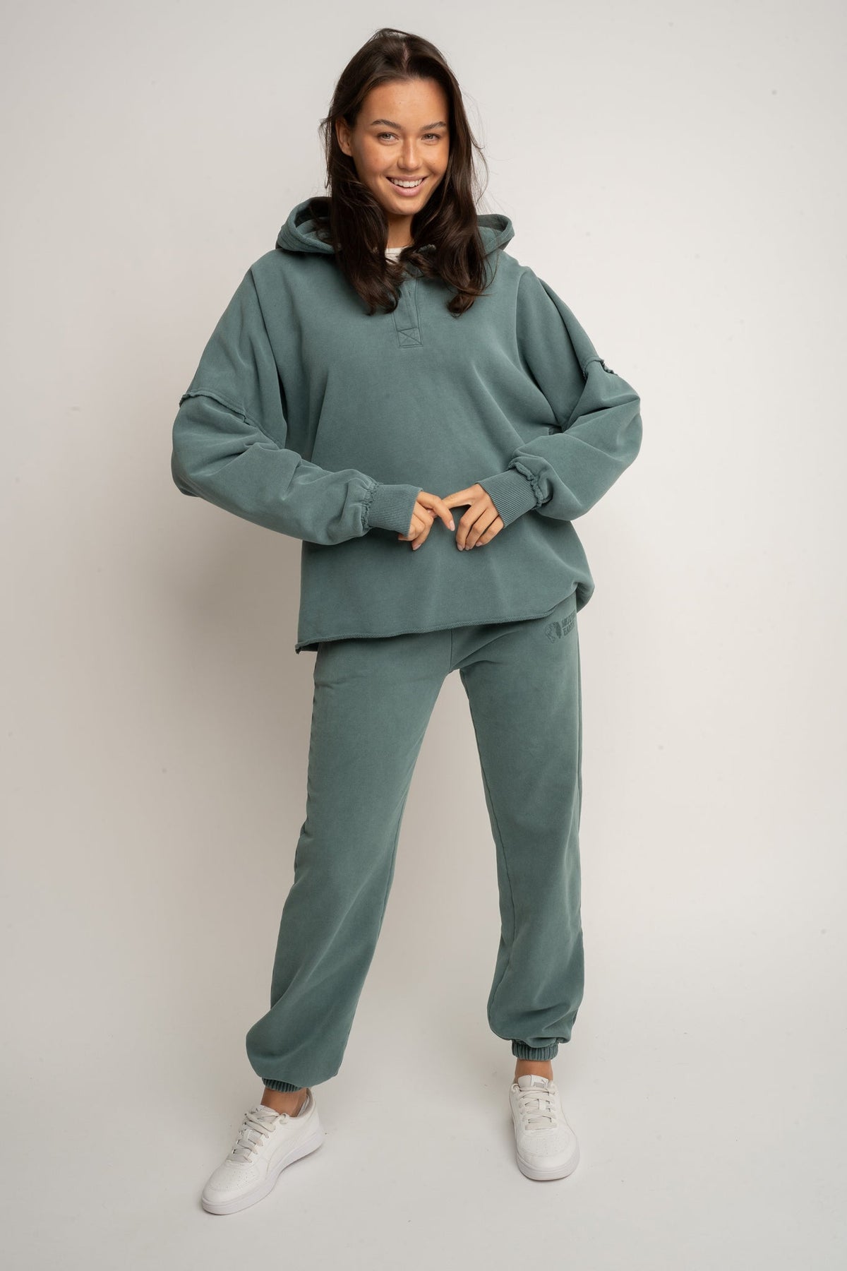 WASHED EFFECT OVERSIZED HOODIE GREEN - LIMFJORD