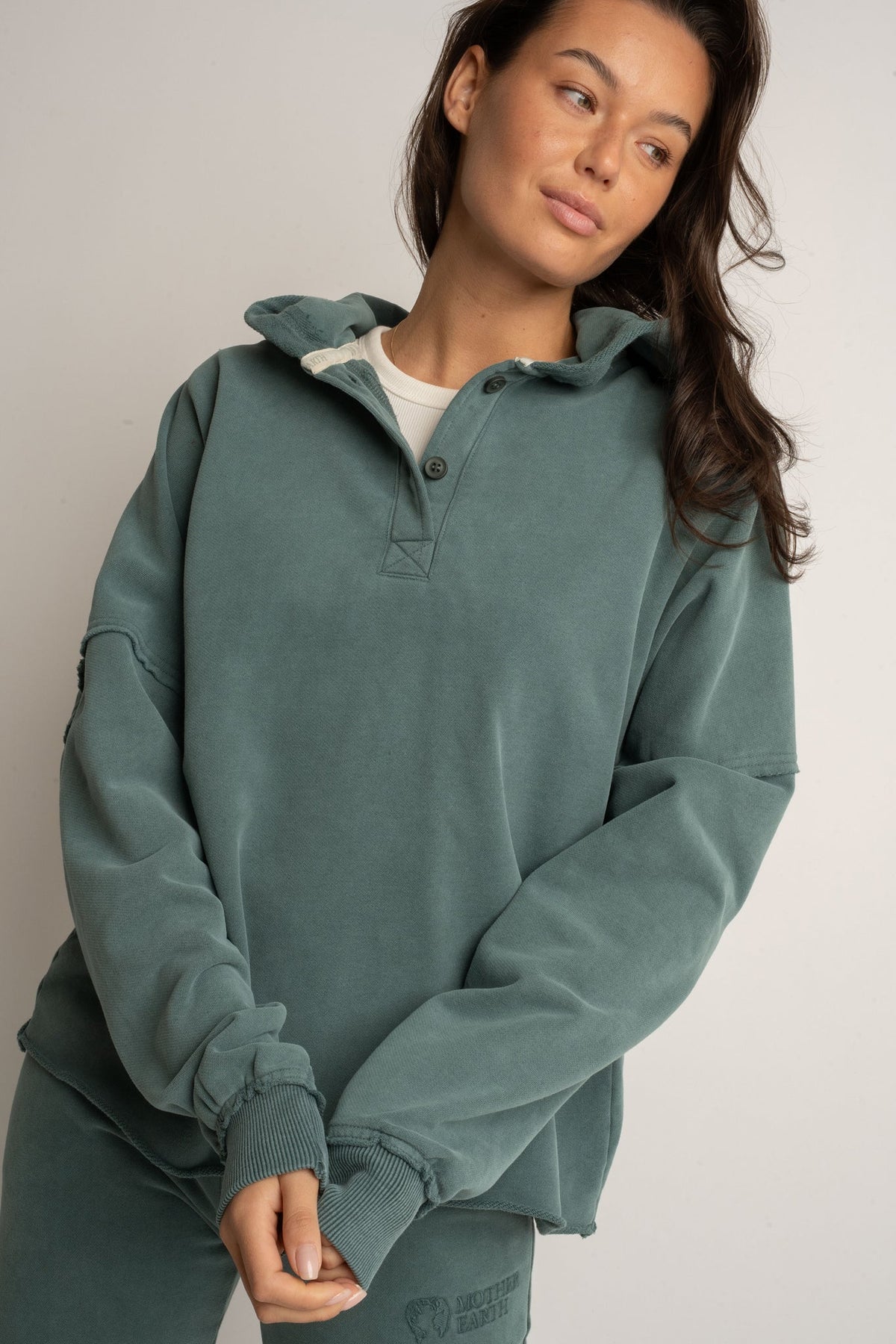 WASHED EFFECT OVERSIZED HOODIE GREEN - LIMFJORD