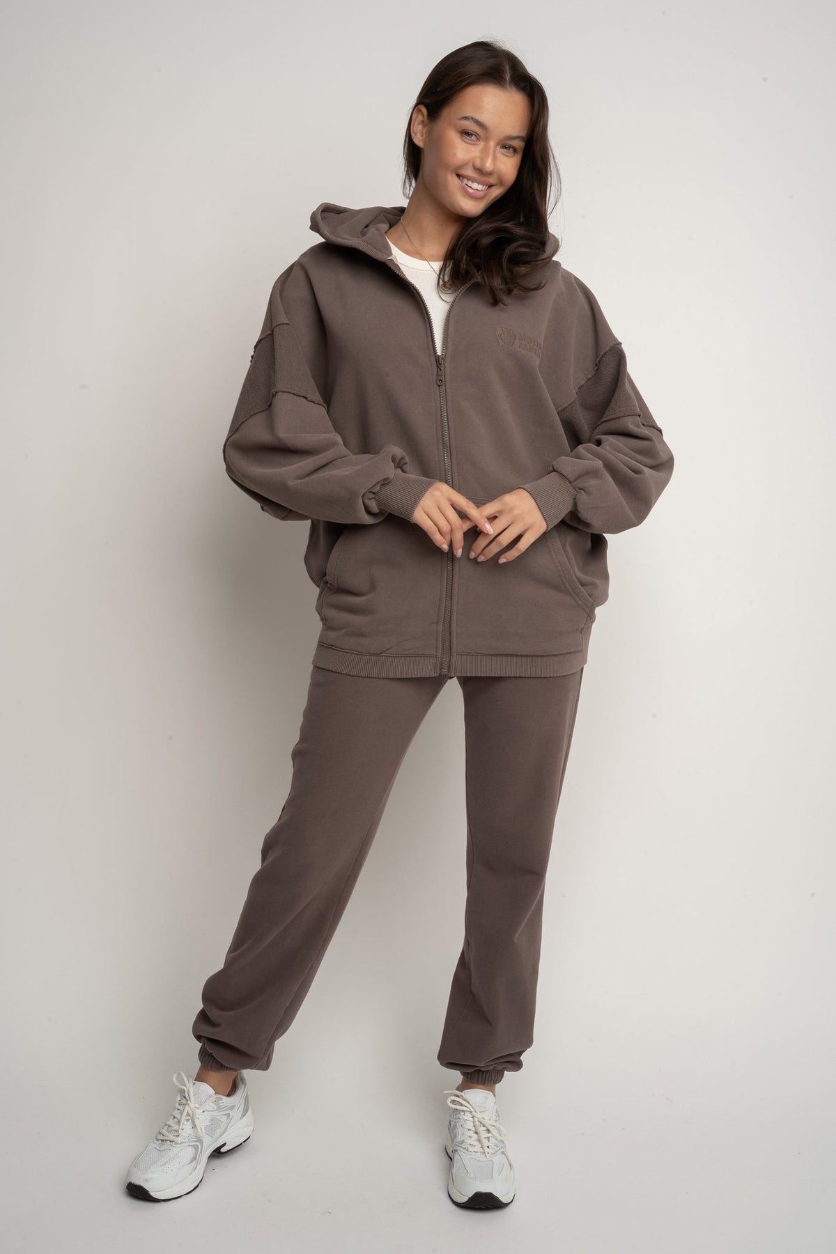 OVERSIZED HOODIE WITH WASHED EFFECT DARK BROWN - TRONDHEIM