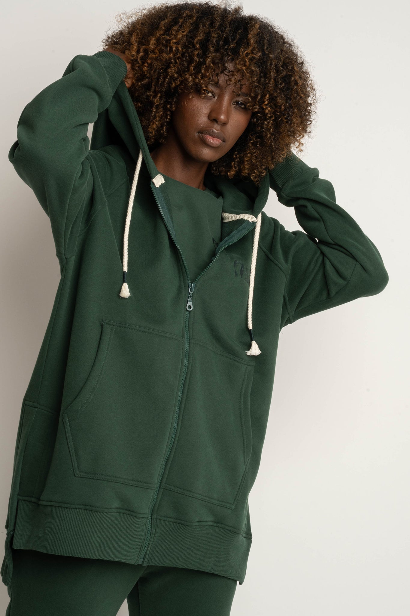 BLUZA Z KAPTUREM OVERSIZE CIEMNOZIELONA - ESMERALDA