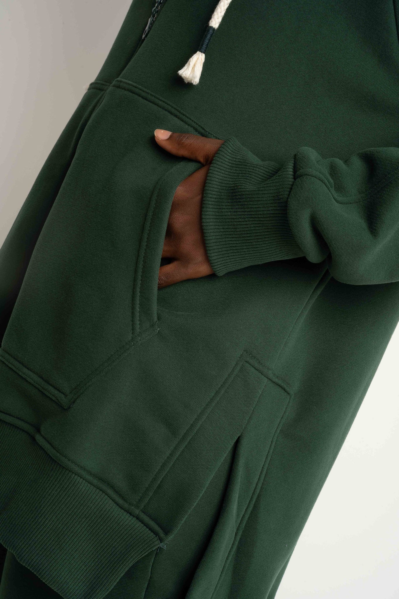 BLUZA Z KAPTUREM OVERSIZE CIEMNOZIELONA - ESMERALDA