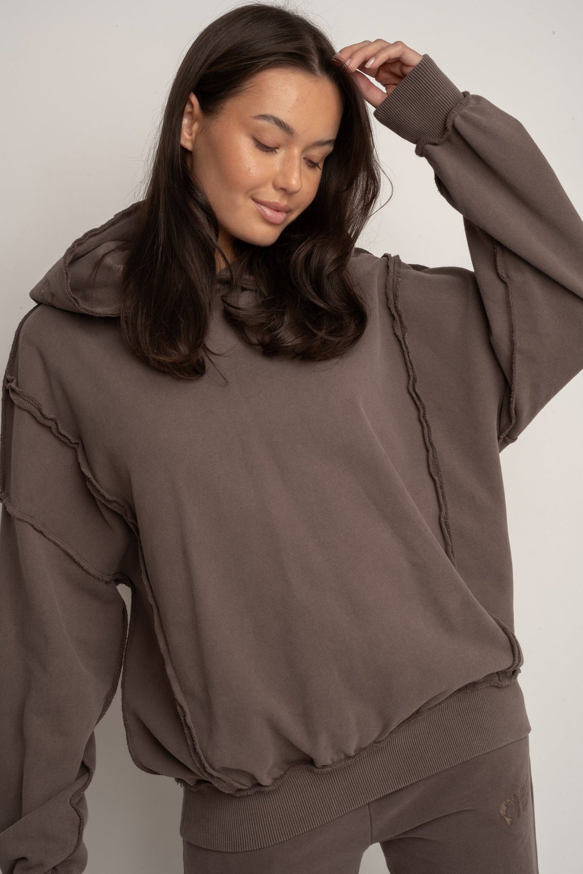 OVERSIZED WASHED-EFFECT SWEATSHIRT DARK BROWN - OSLO