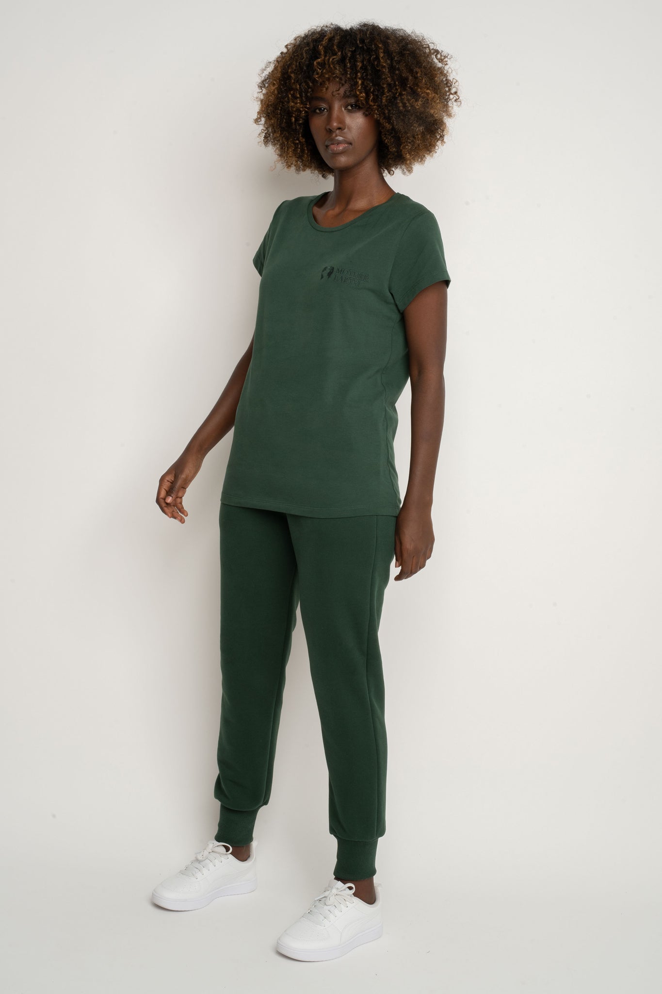 SPODNIE DRESOWE TYPU JOGGER CIEMNOZIELONE- BEGERA