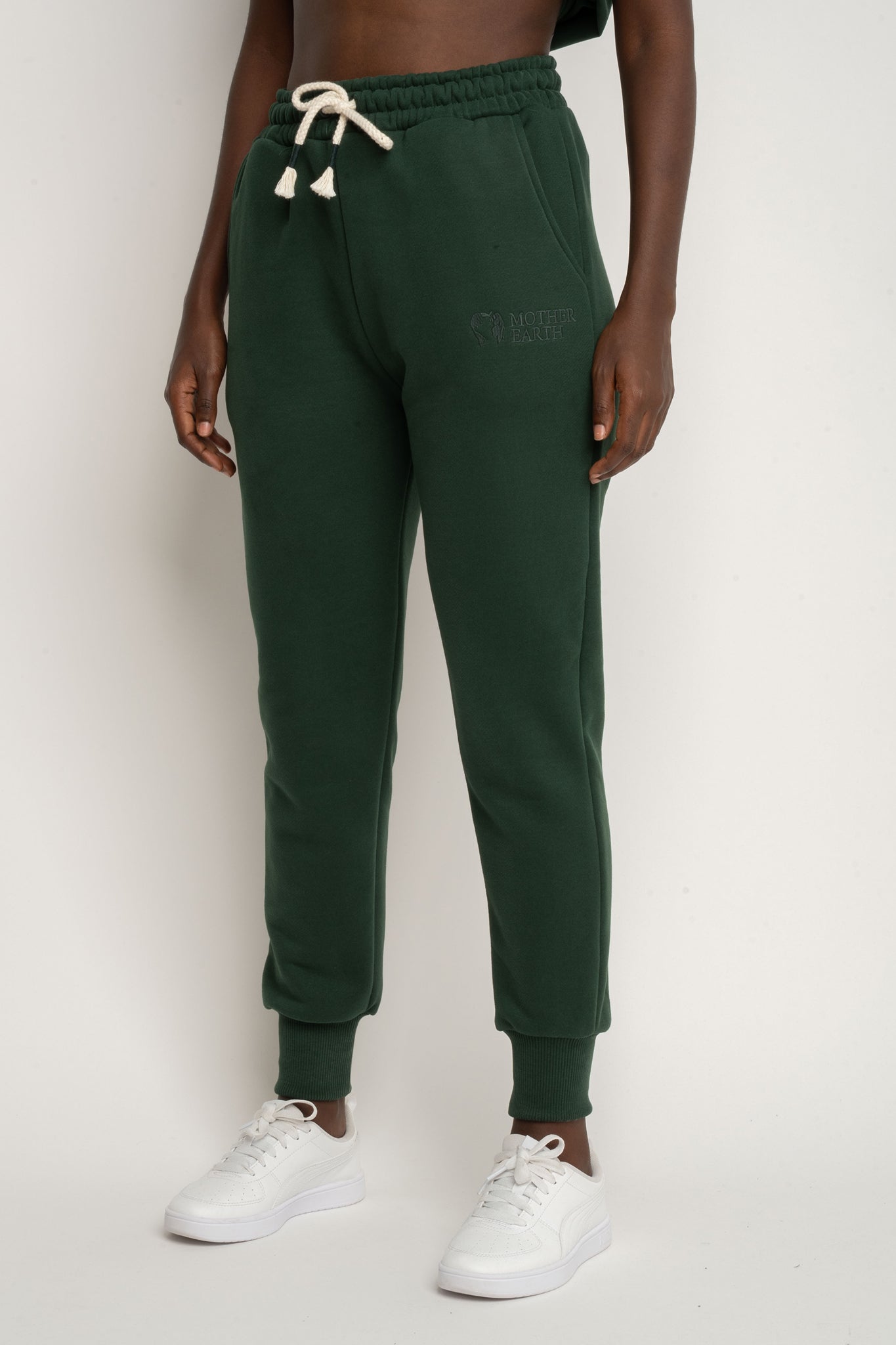 SPODNIE DRESOWE TYPU JOGGER CIEMNOZIELONE- BEGERA