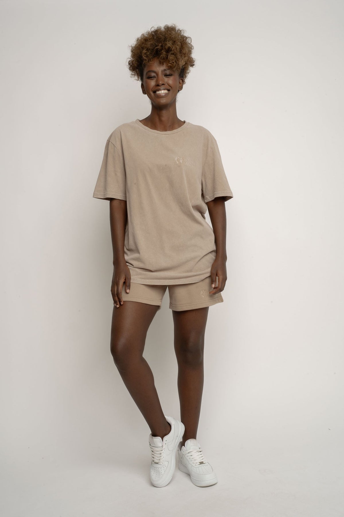 T-SHIRT Z EFEKTEM WASHED BEŻOWY - TAHOE