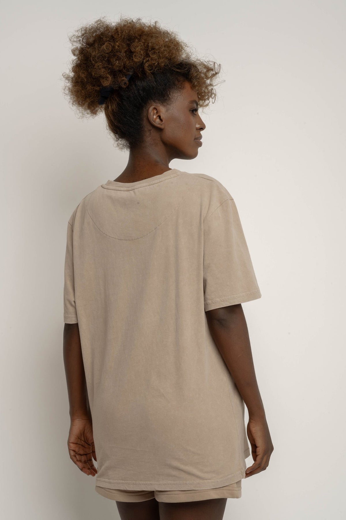 T-SHIRT Z EFEKTEM WASHED BEŻOWY - TAHOE