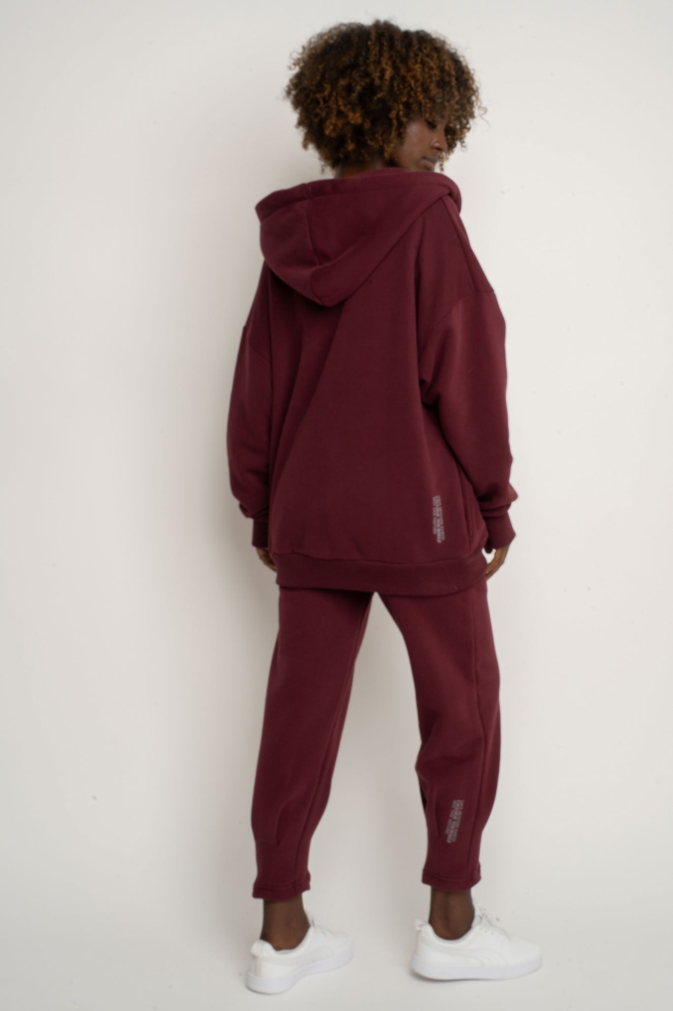 BLUZA Z KAPTUREM ROZPINANA BORDOWA -NIKO