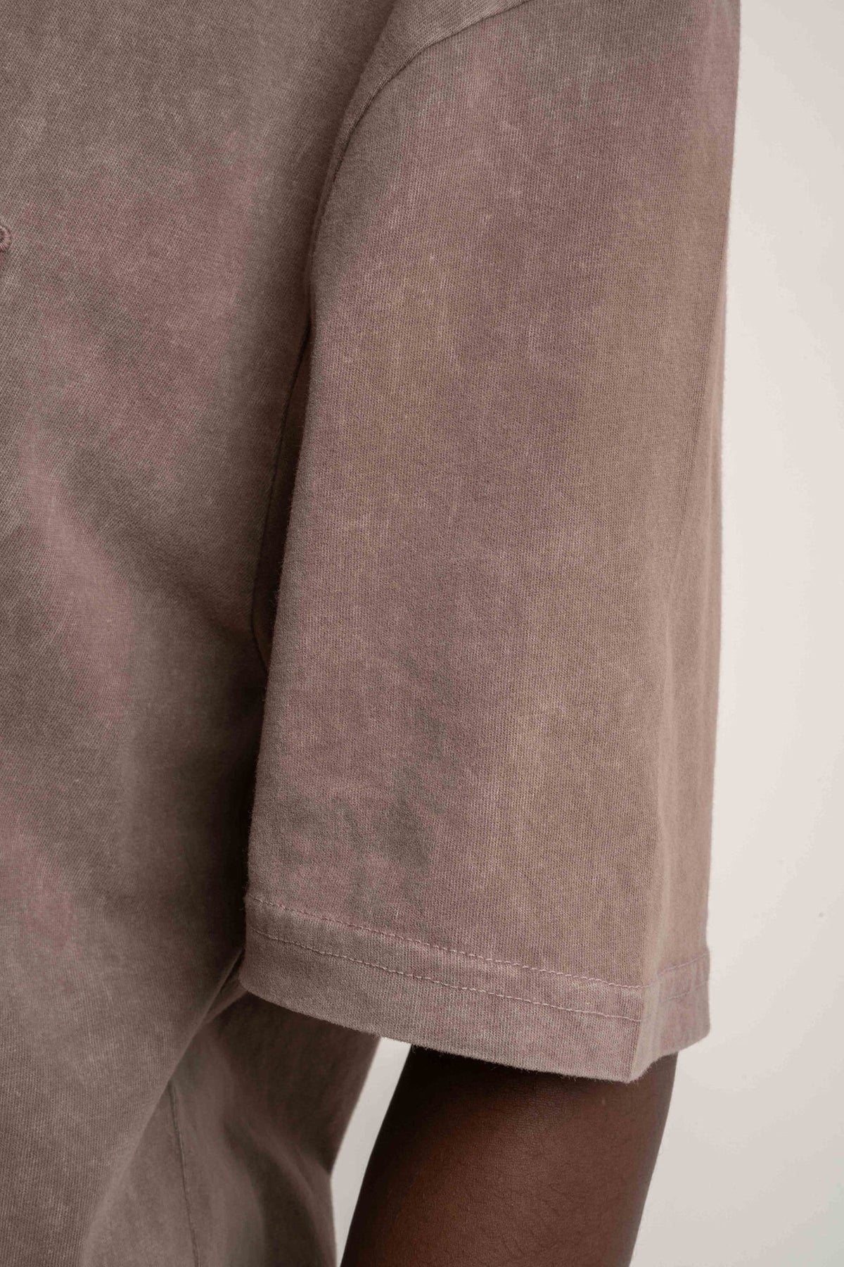 T-SHIRT Z EFEKTEM WASHED BRĄZOWY - TAHOE