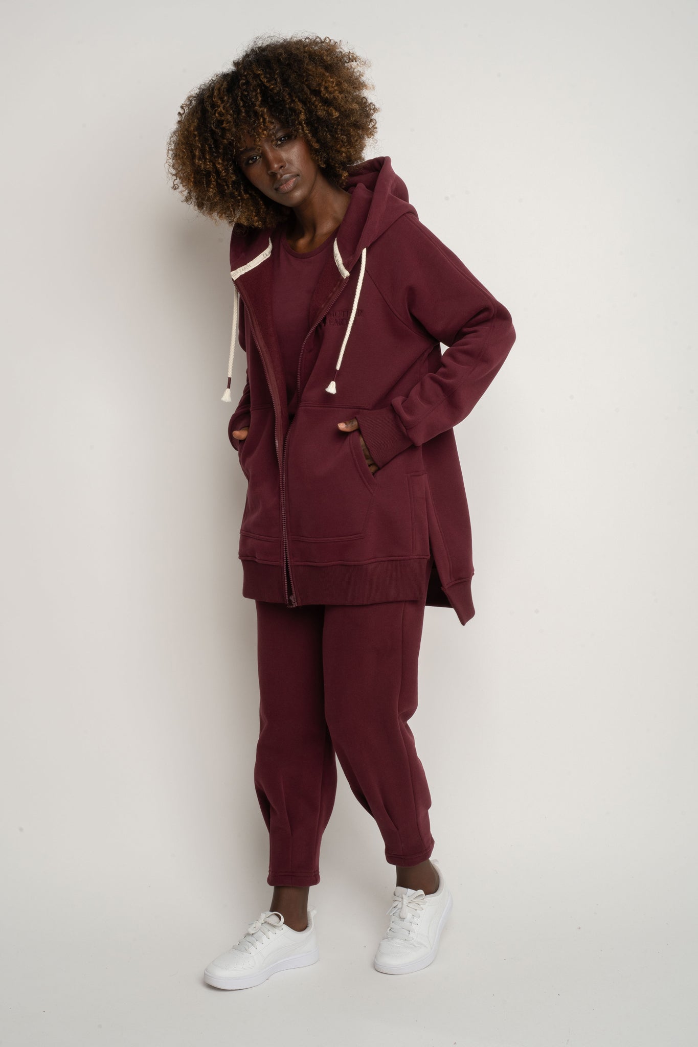 BLUZA Z KAPTUREM OVERSIZE BORDOWA - ESMERALDA