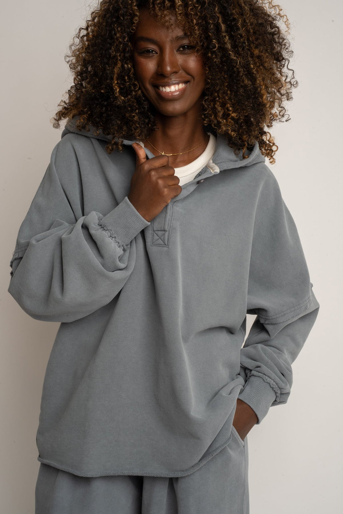 WASHED EFFECT OVERSIZED HOODIE ANTHRACITE - LIMFJORD