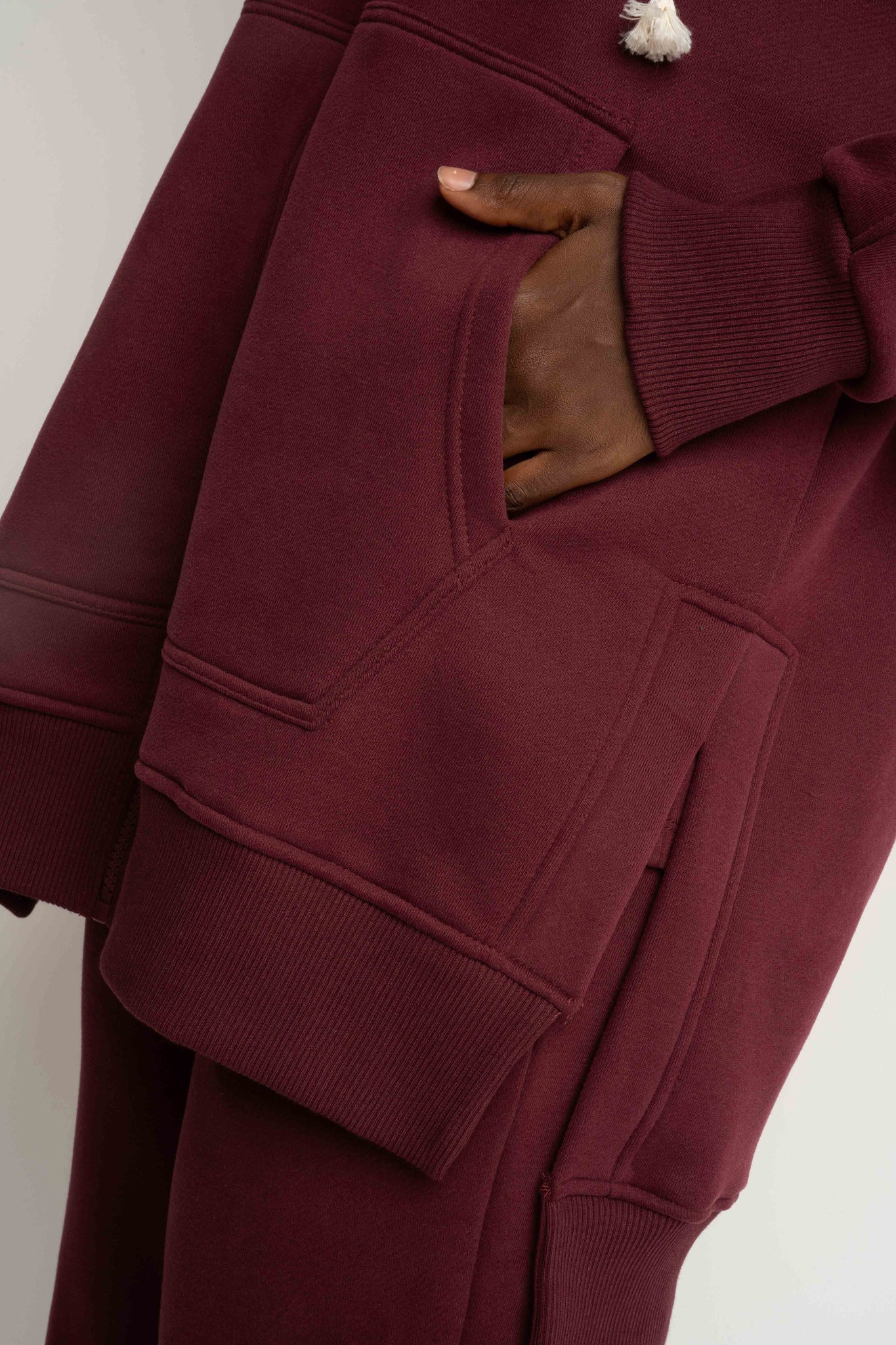 BLUZA Z KAPTUREM OVERSIZE BORDOWA - ESMERALDA