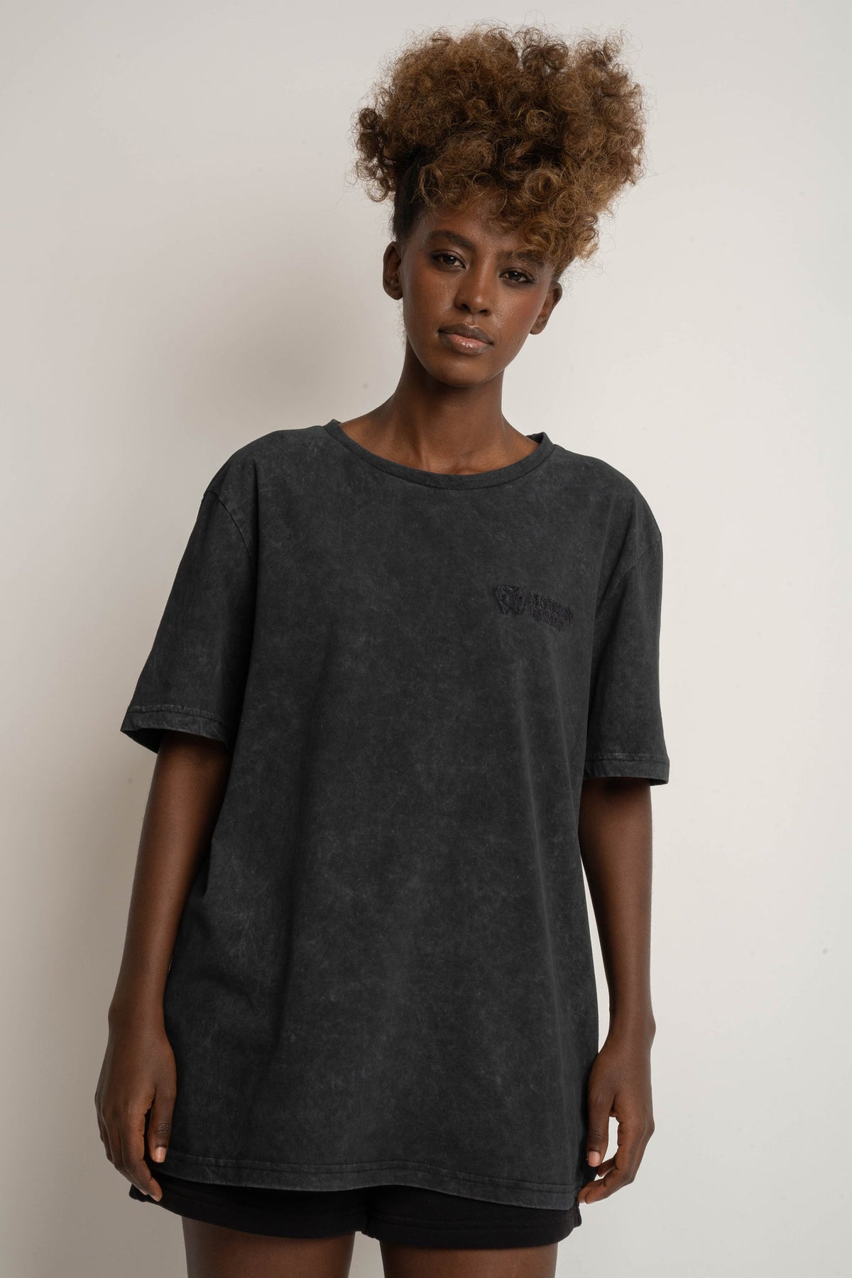 T-SHIRT Z EFEKTEM WASHED CZARNY - TAHOE