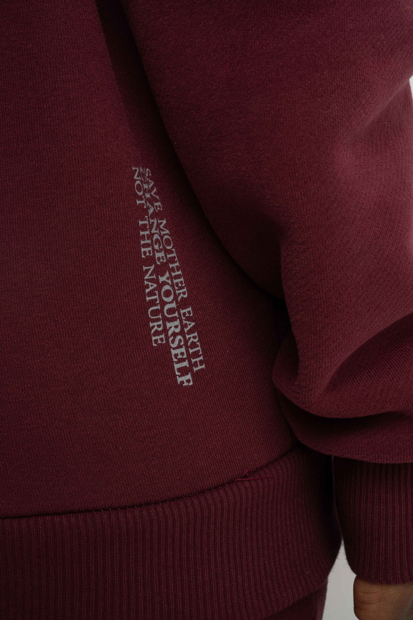 BLUZA Z KAPTUREM BORDOWA - MOHELI